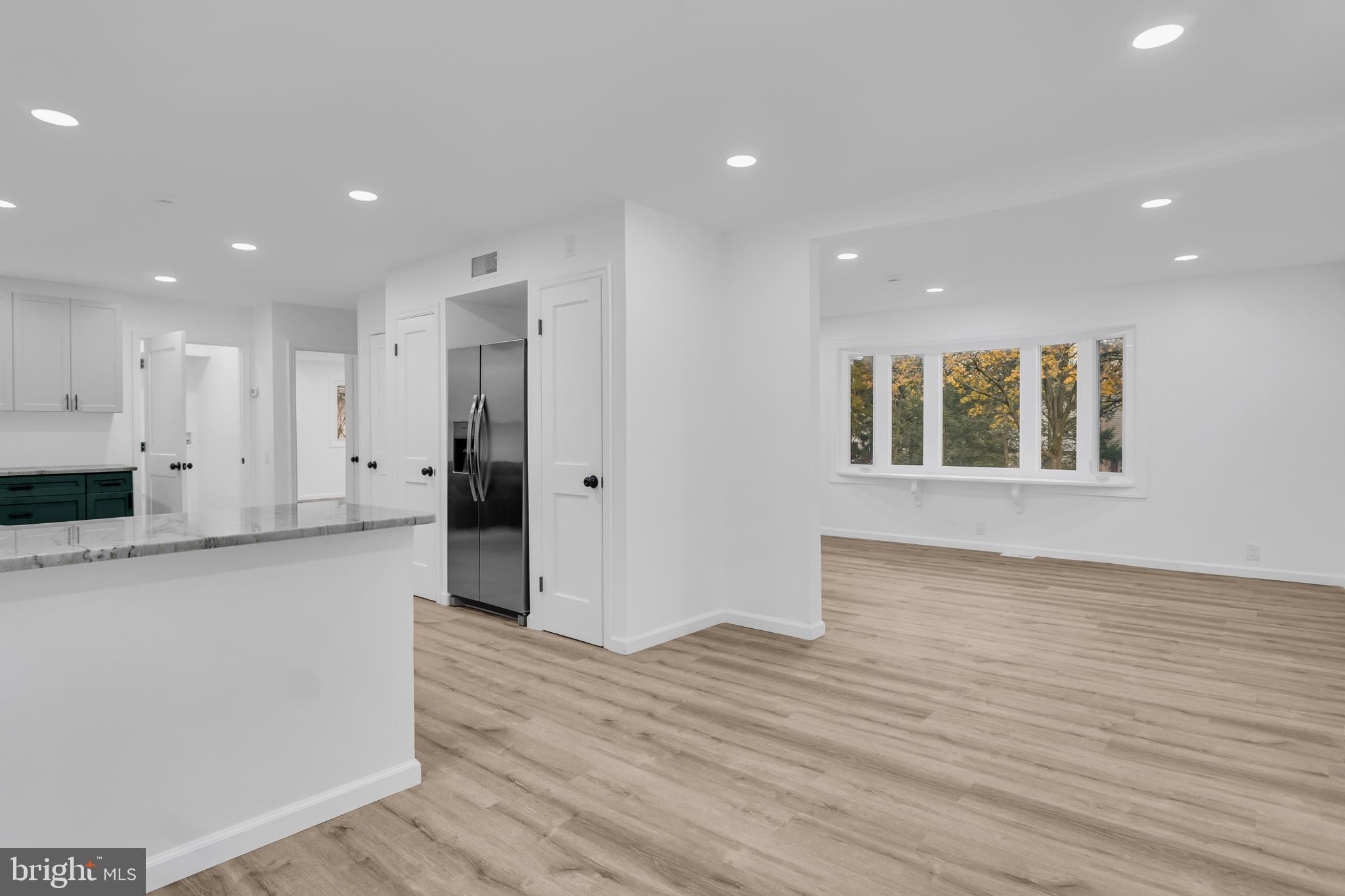 CHAMBERS HILL - Residential