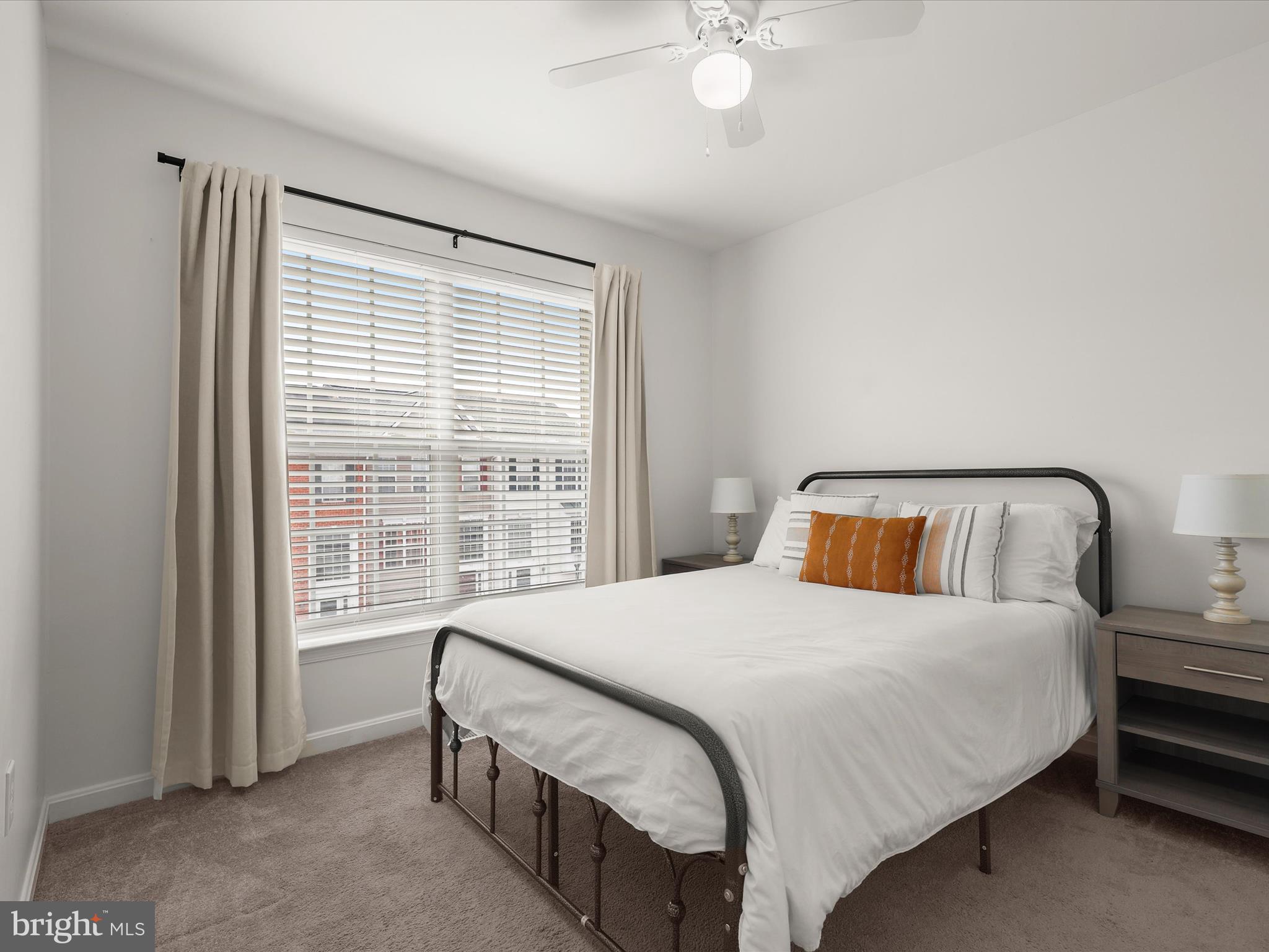 NORTH CROSSING - Residential