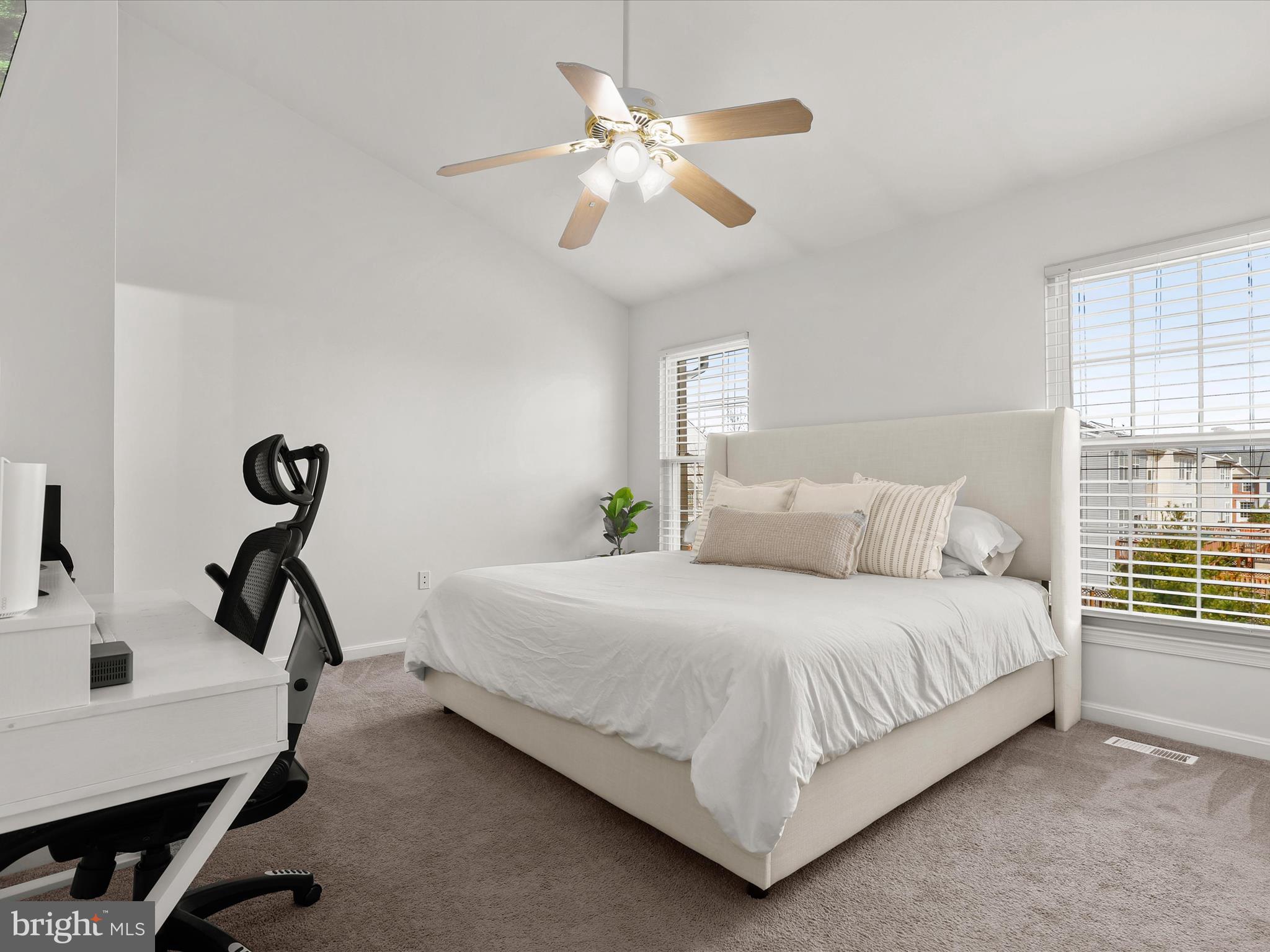 NORTH CROSSING - Residential