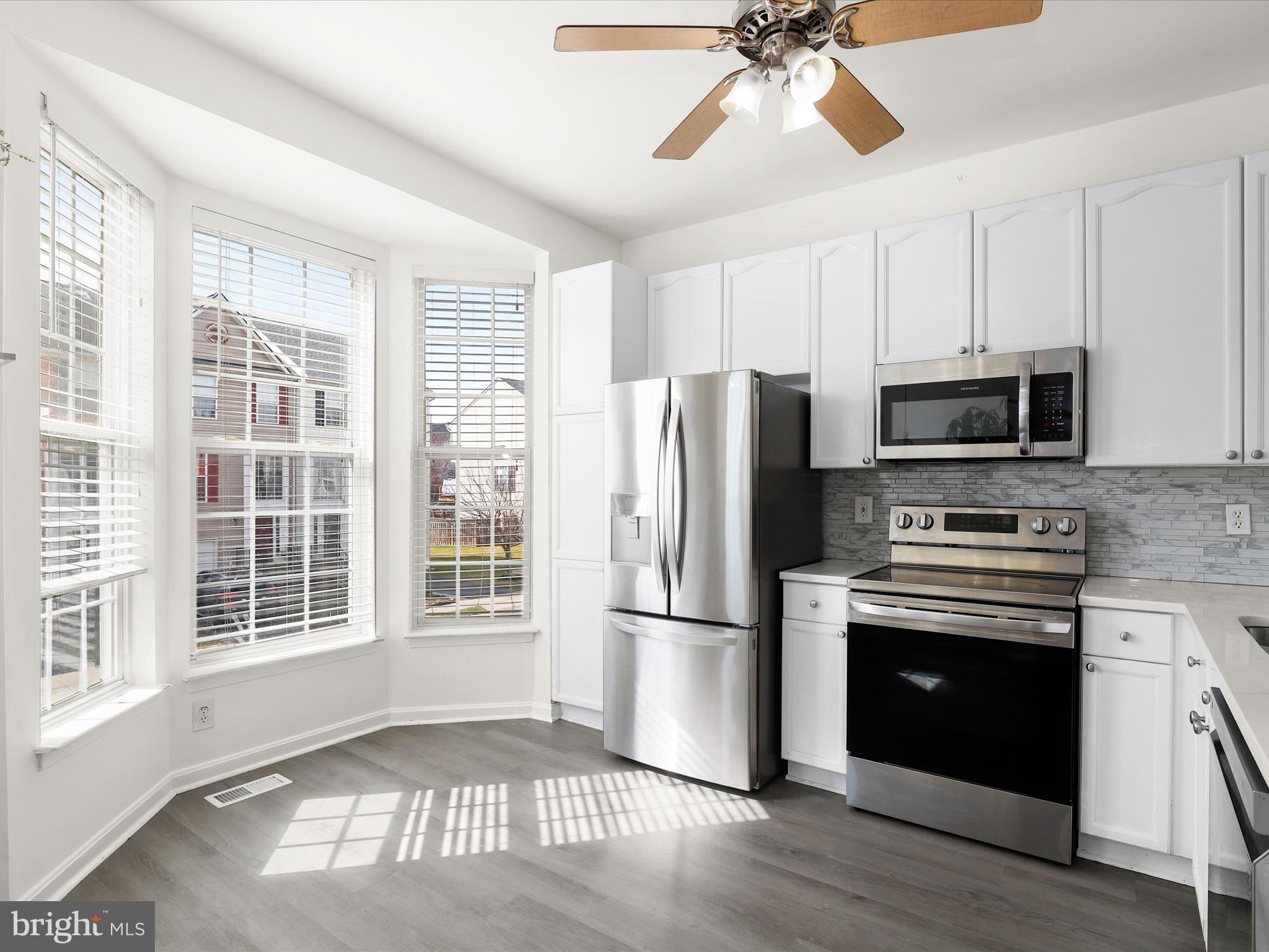 NORTH CROSSING - Residential