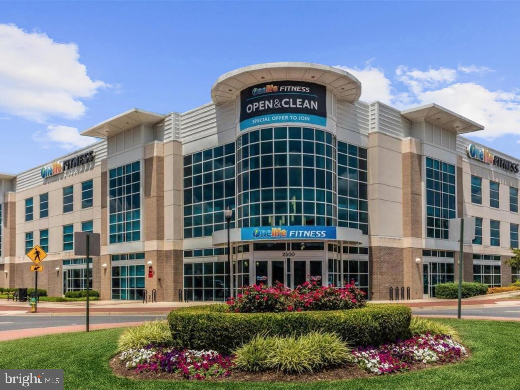 NORTH CROSSING - Residential