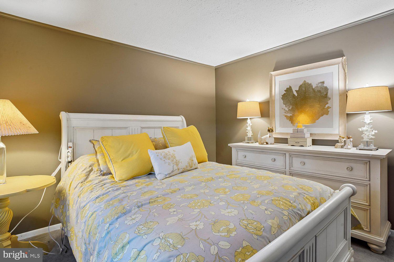 SUMMER CITY - Residential