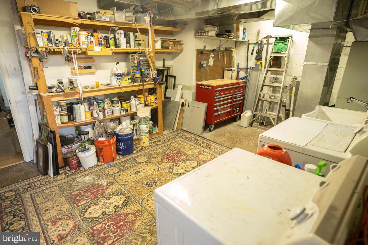 WAWASET PARK - Residential