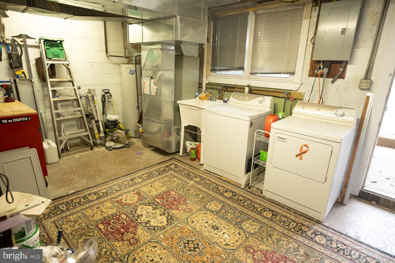 WAWASET PARK - Residential