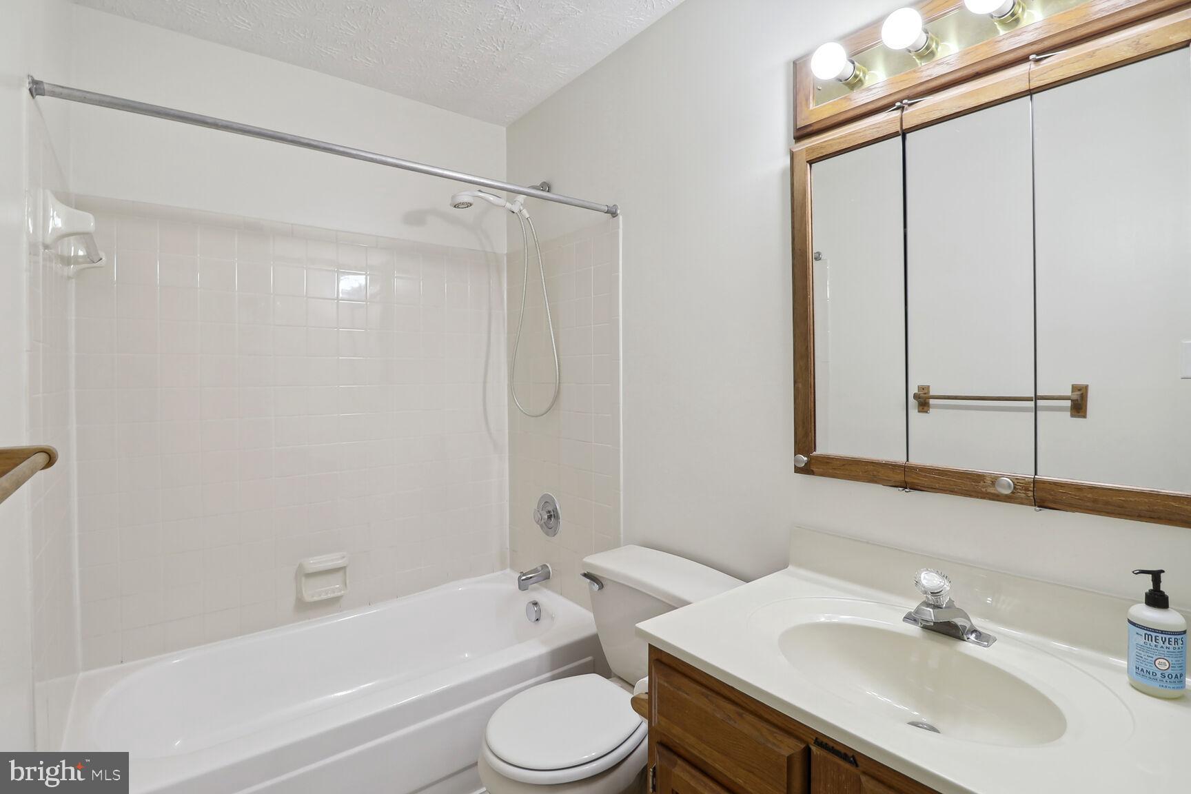 DORSEY PLACE - Residential Lease