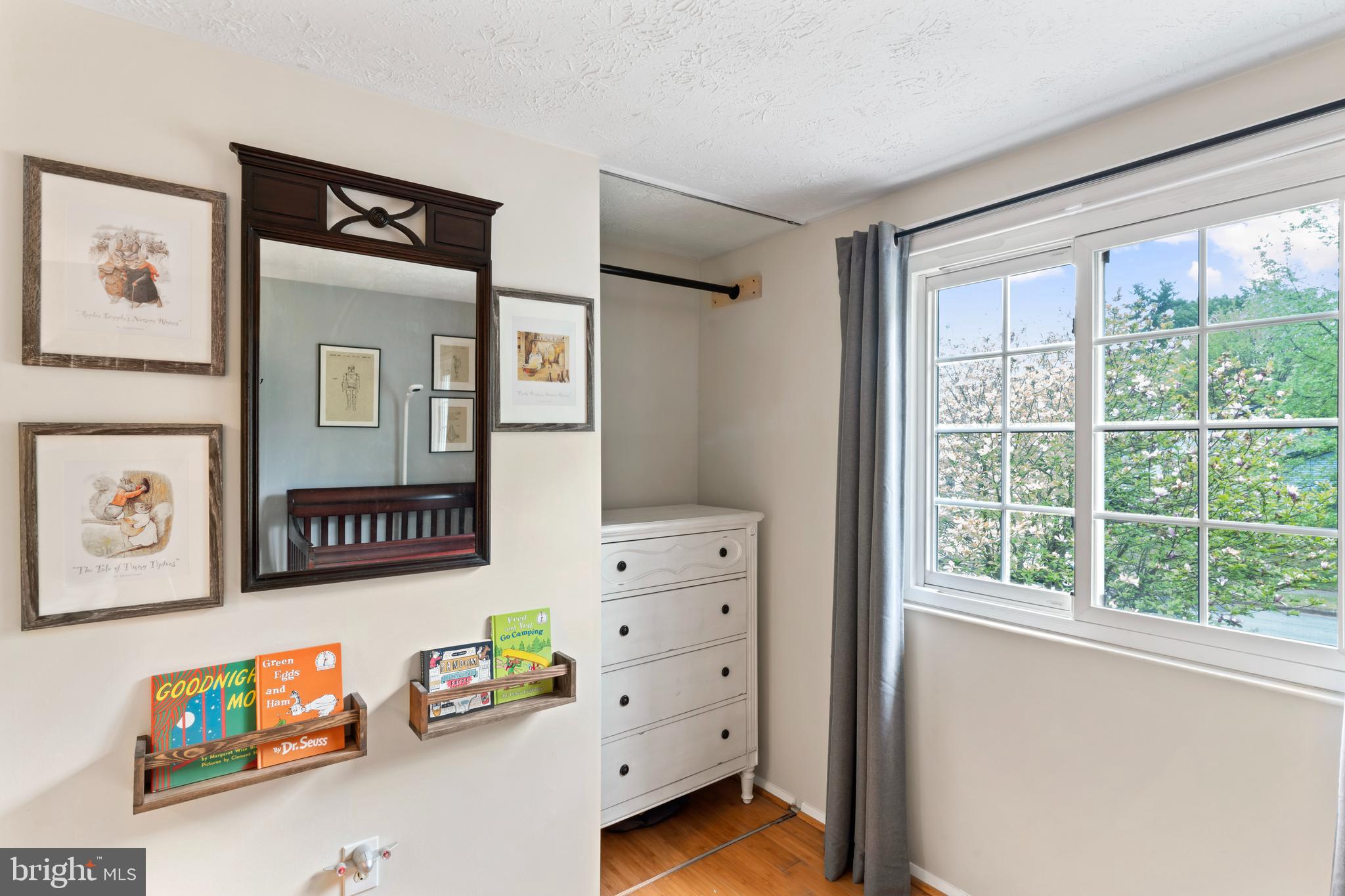 NEWPORT - Residential