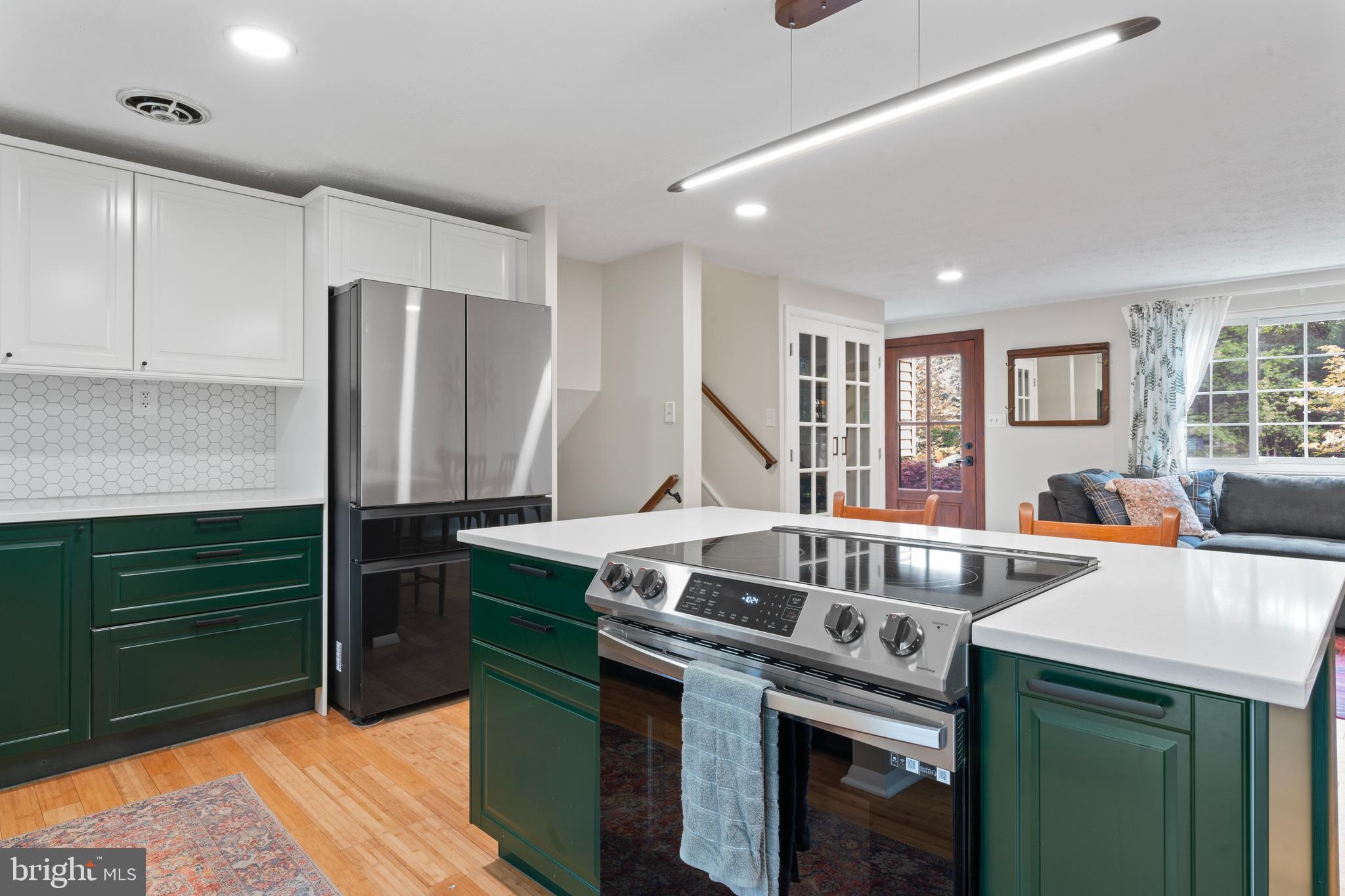 NEWPORT - Residential