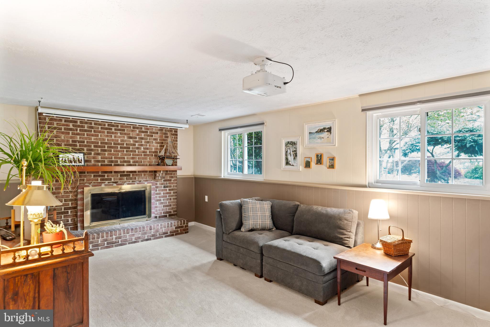 NEWPORT - Residential