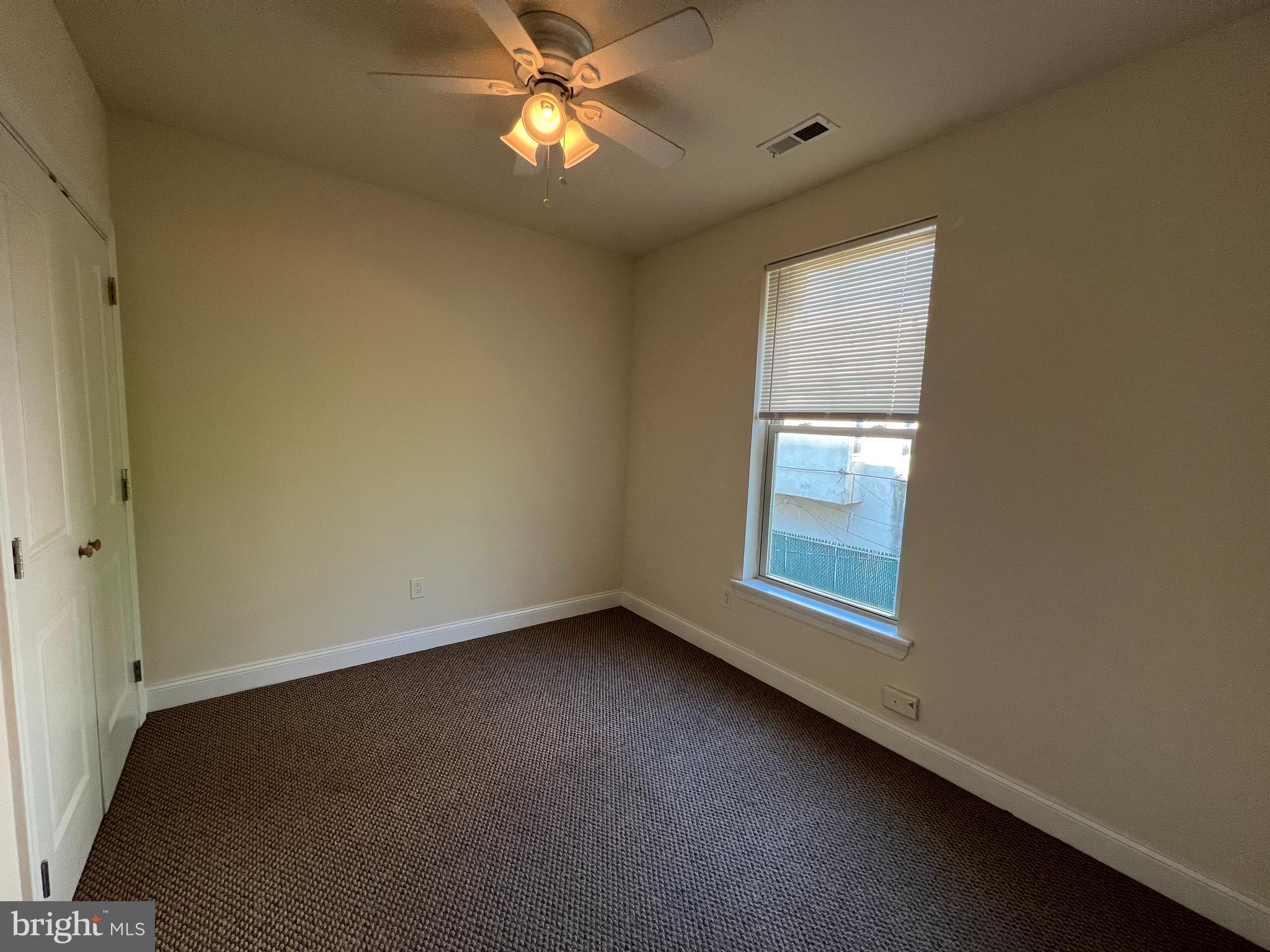 TEMPLE UNIVERSITY - Residential Lease