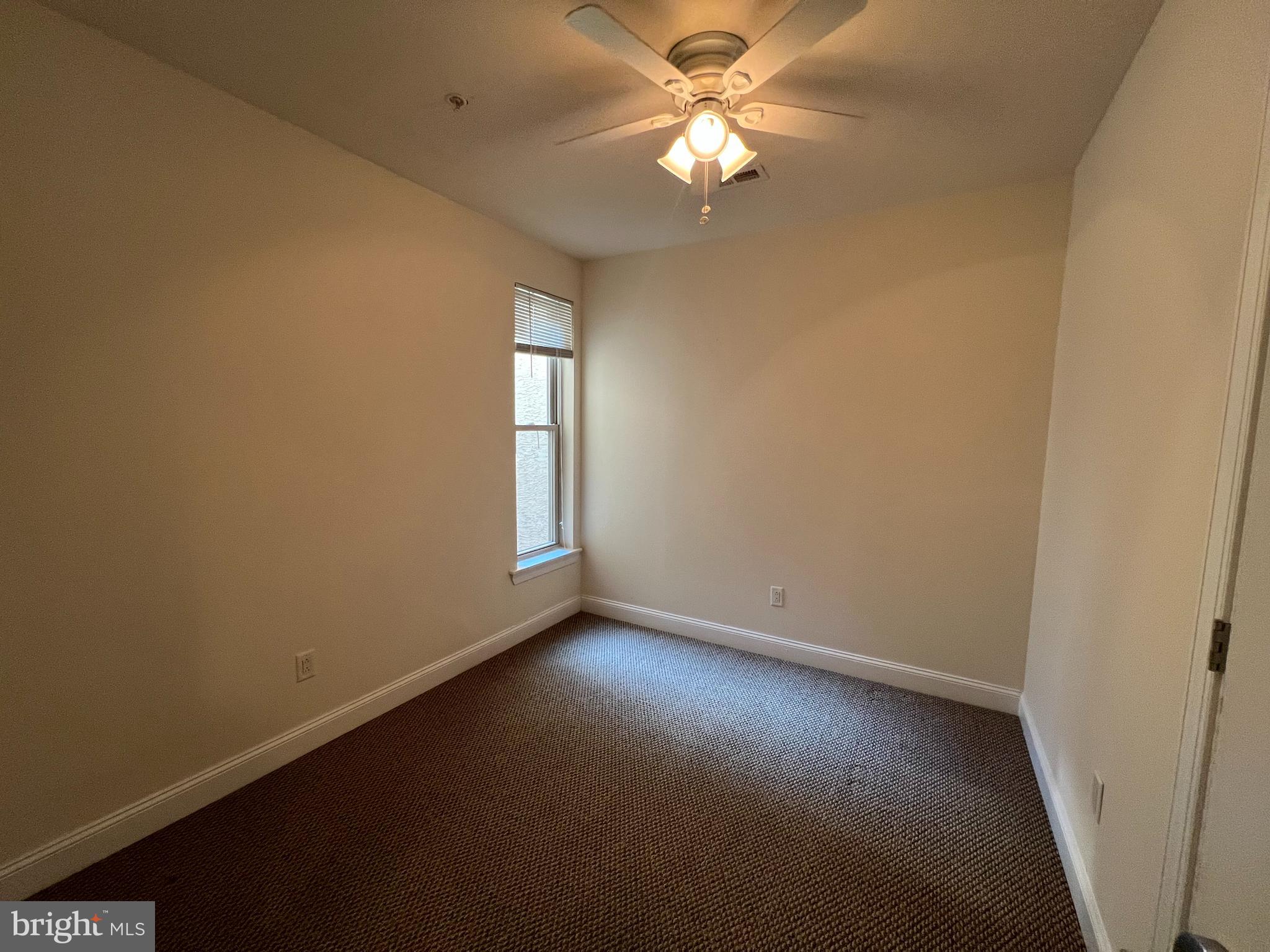 TEMPLE UNIVERSITY - Residential Lease