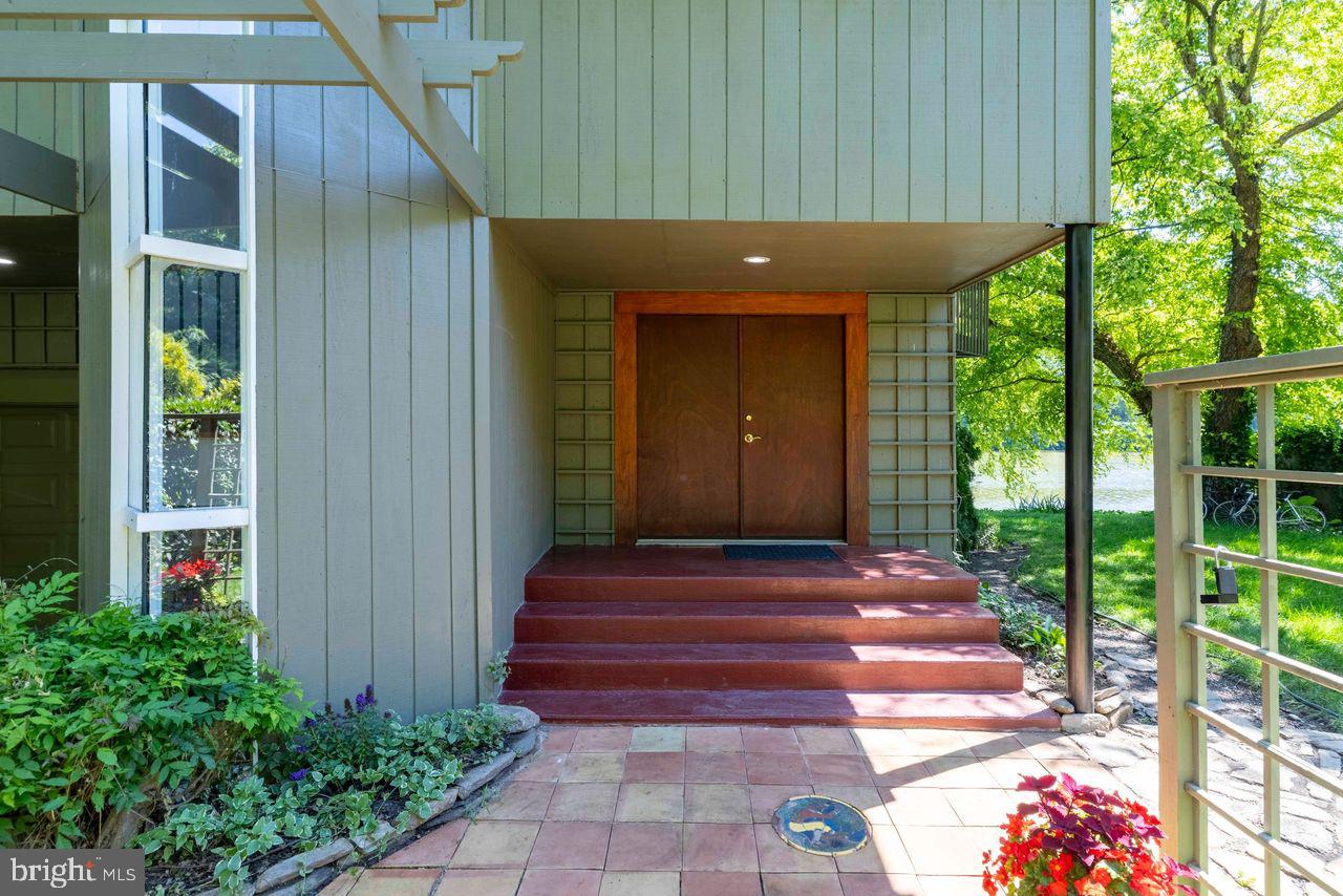 206 RIVER ROAD