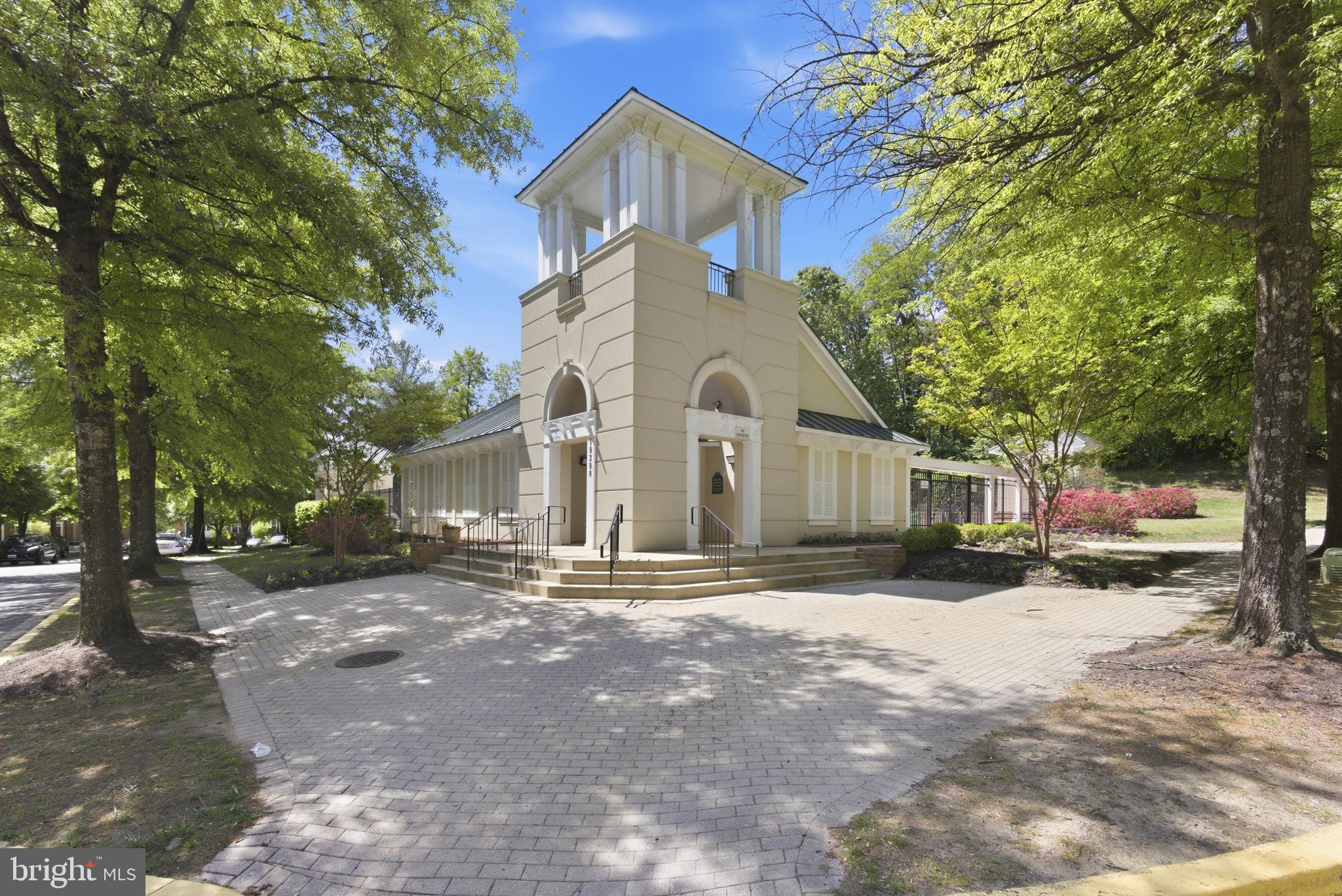 WOODVIEW VILLAGE WEST - Residential
