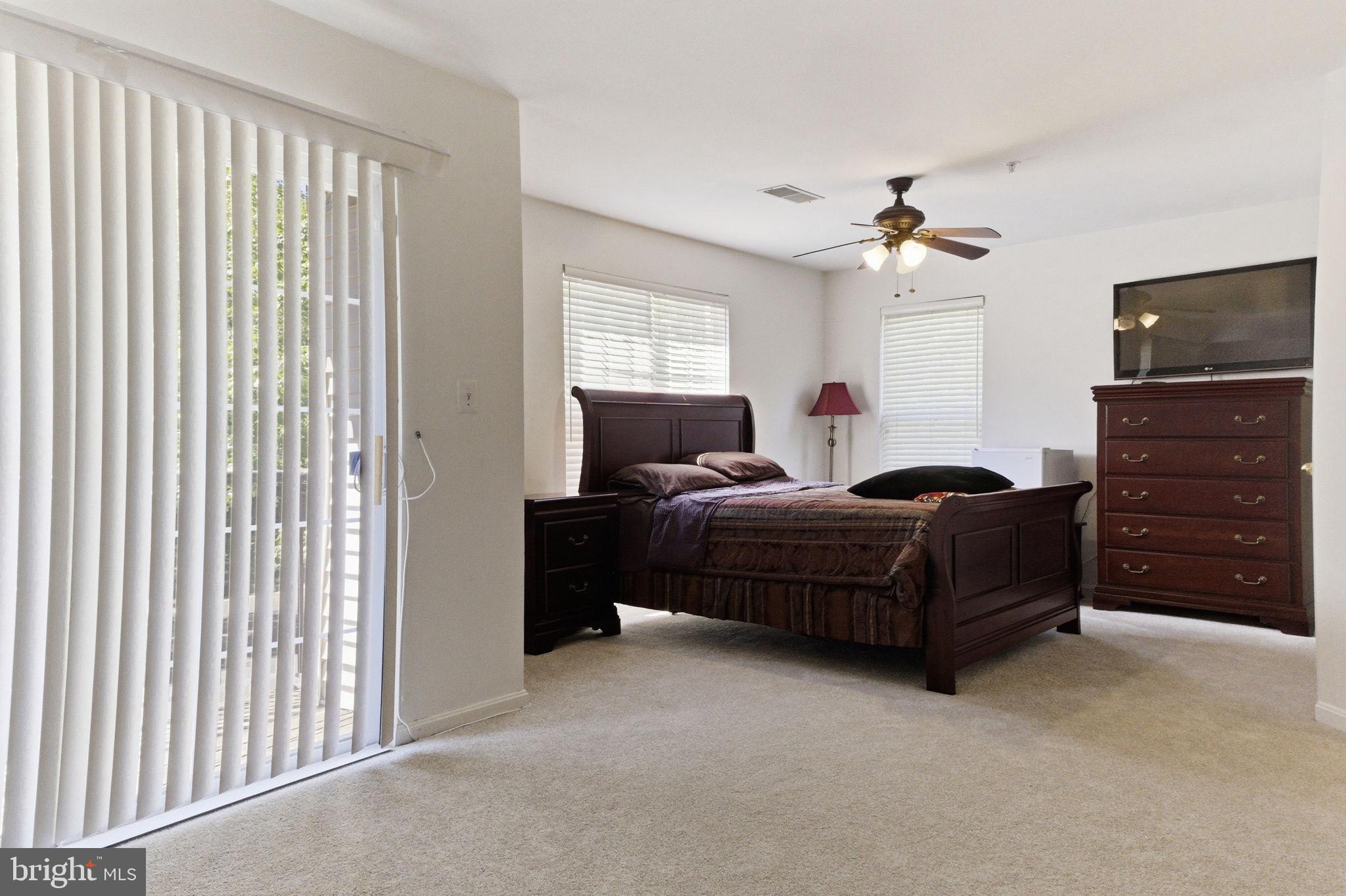 WOODVIEW VILLAGE WEST - Residential