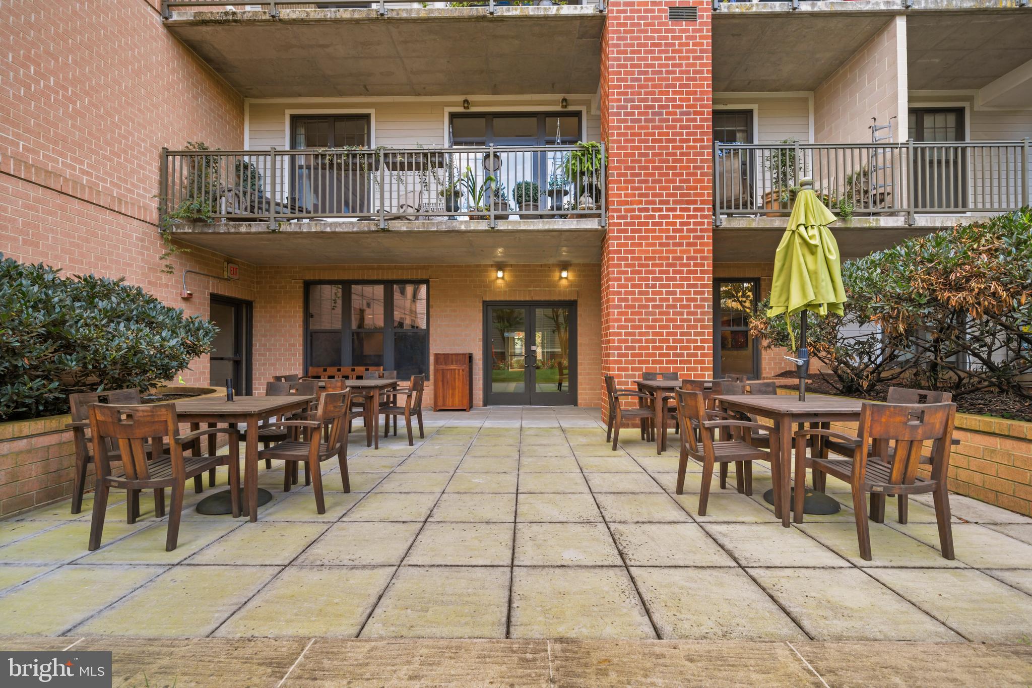 SPECTRUM CONDO - Residential