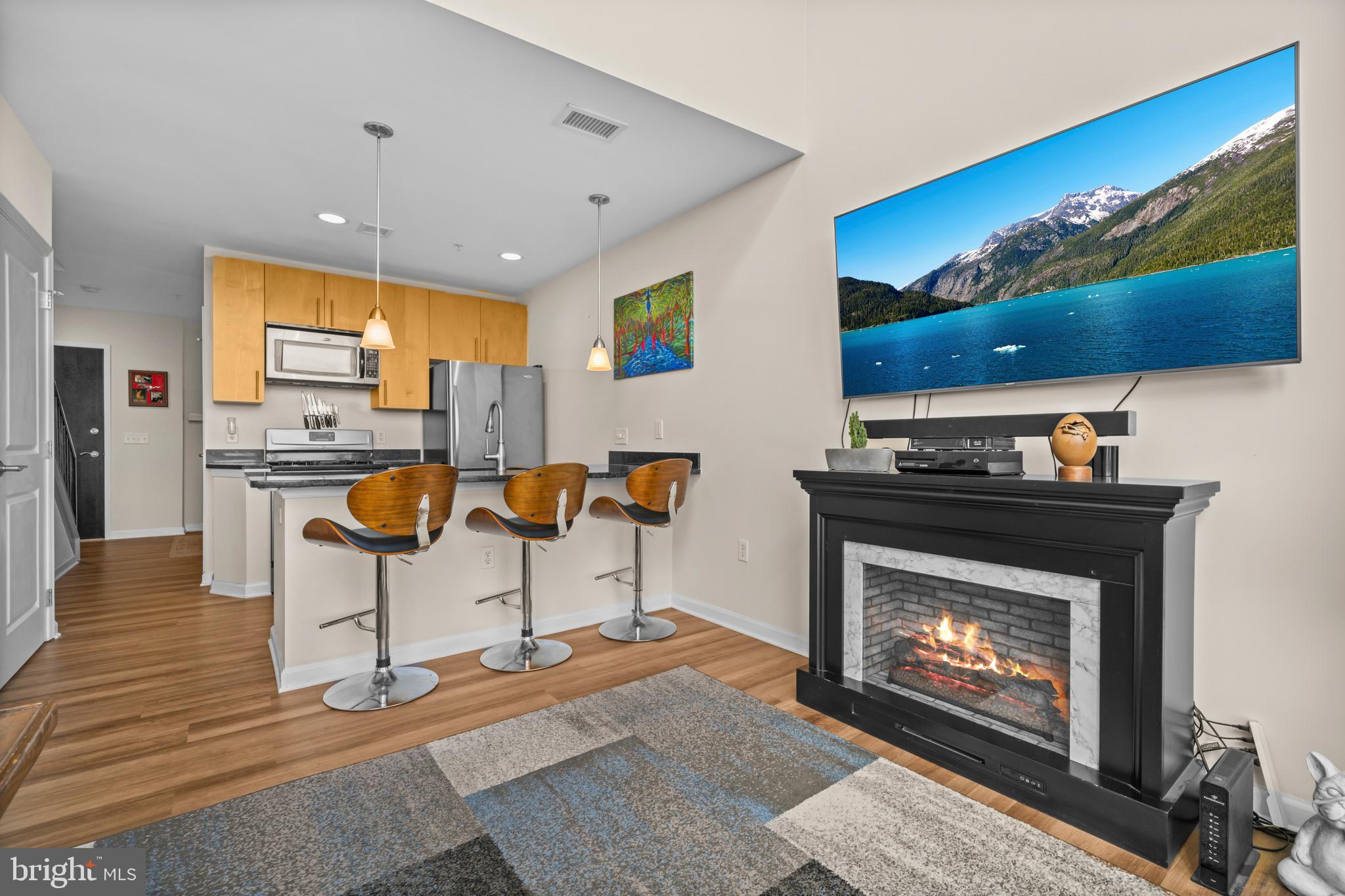 SPECTRUM CONDO - Residential