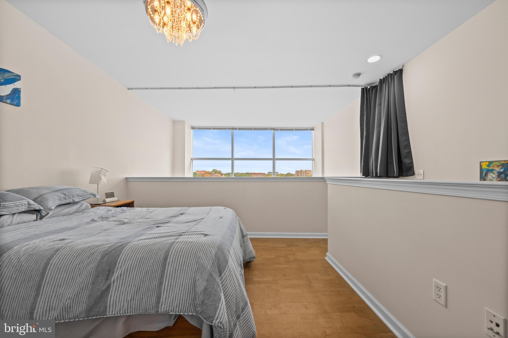 SPECTRUM CONDO - Residential