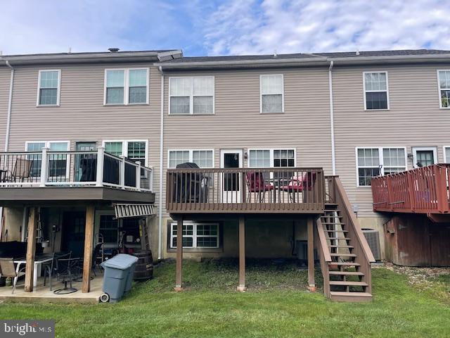 1228 PIN OAK DRIVE