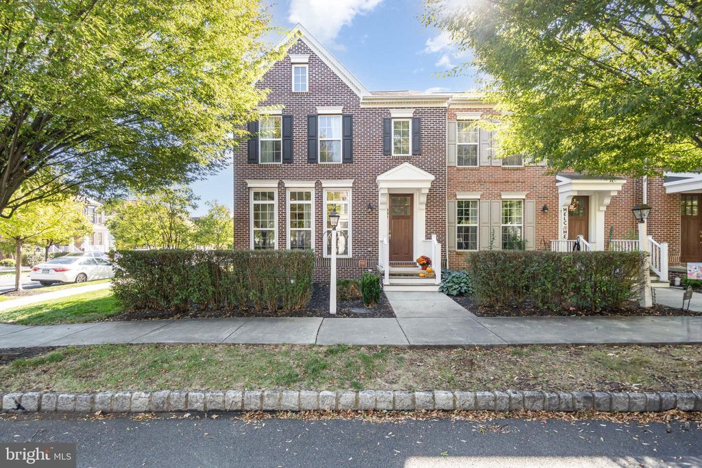 Photo of 401 Line Rd, MECHANICSBURG, PA 17050 (MLS # PACB2047552)