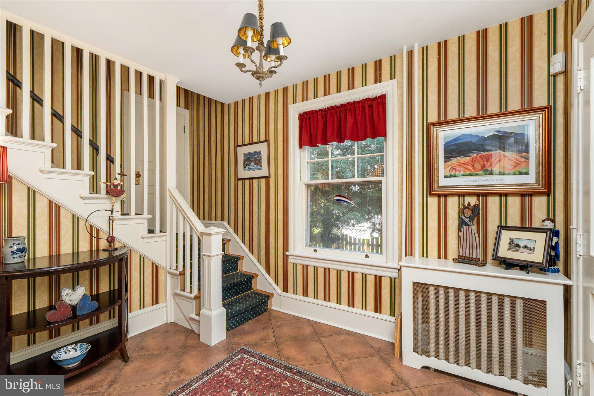 302 8TH STREET