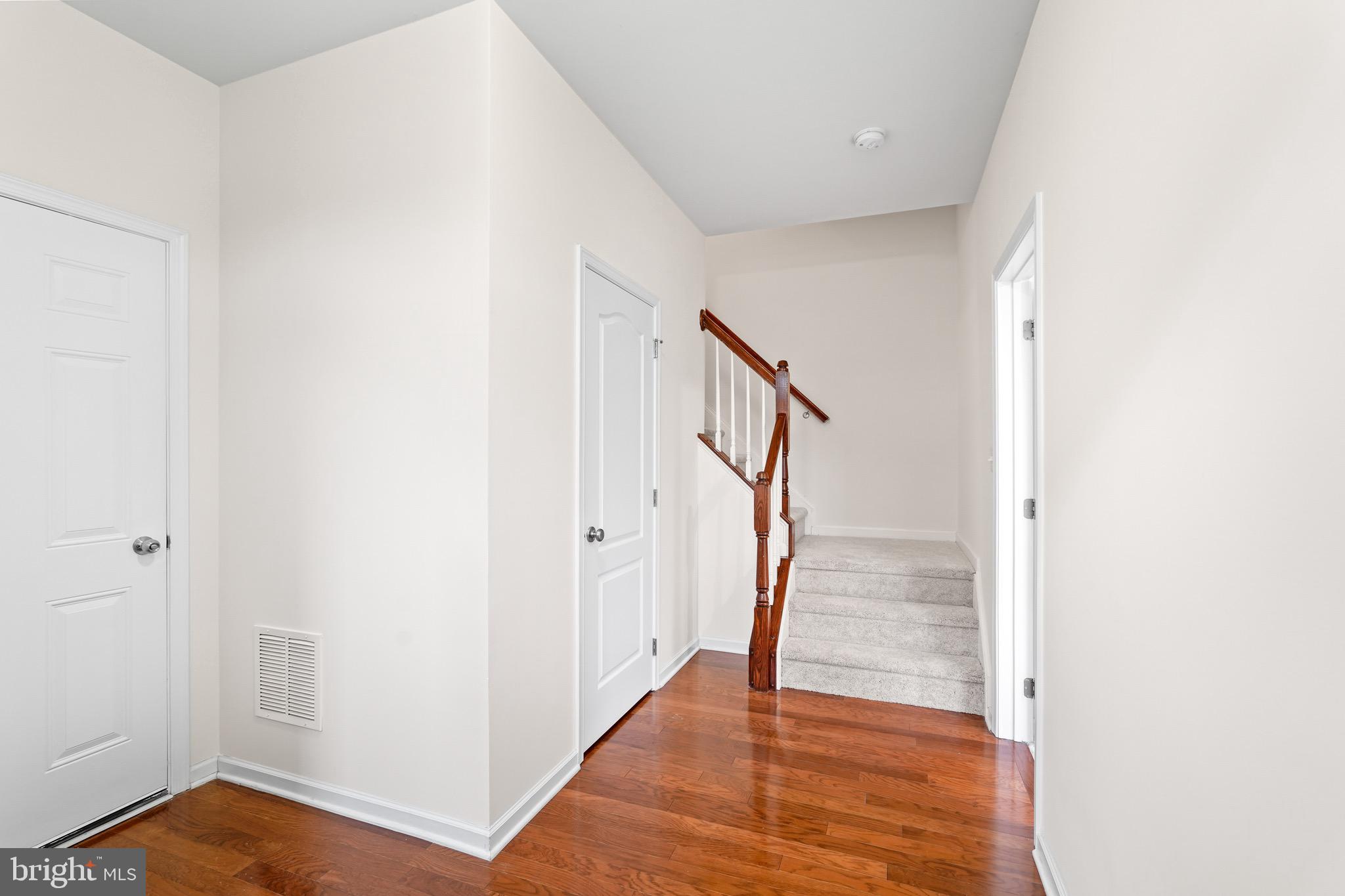 22550 OCEAN CLIFF SQUARE