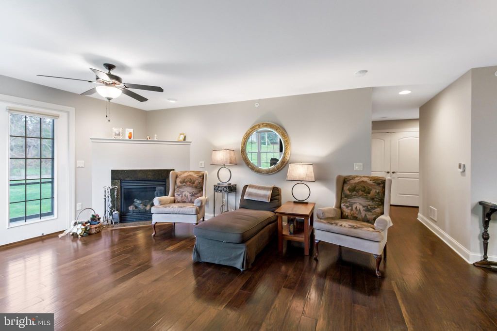 Photo of 77 MIDWAY FARMS LN, LANCASTER, PA 17602 (MLS # PALA2027620)