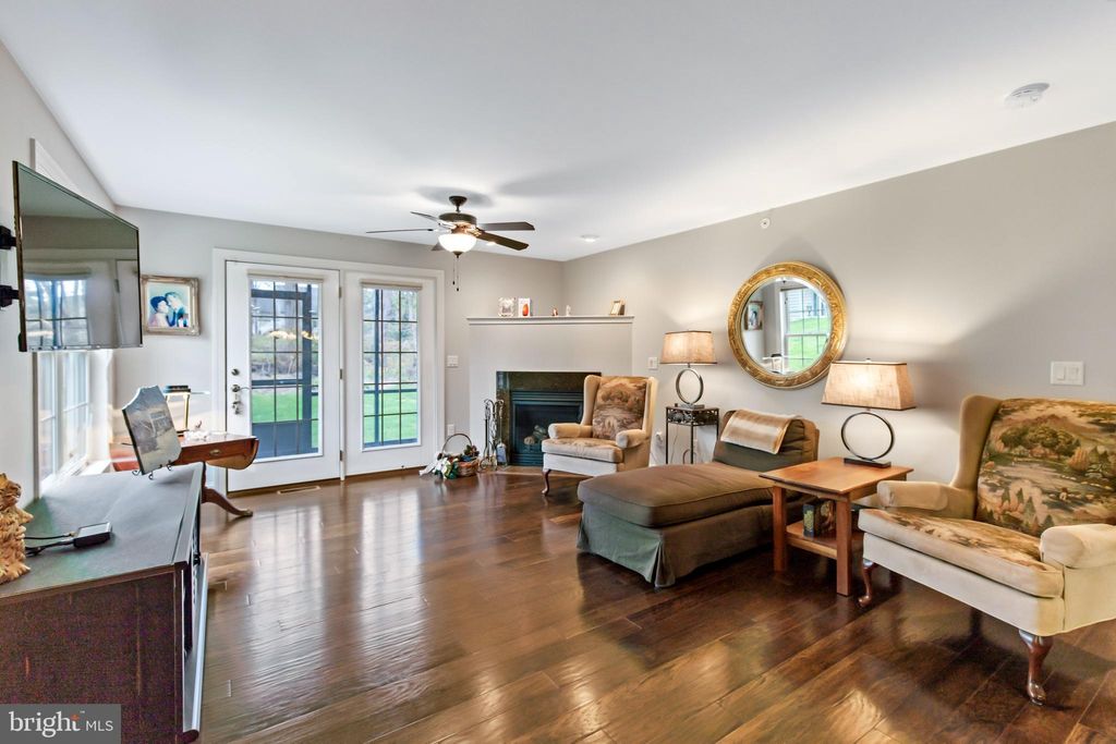 Photo of 77 MIDWAY FARMS LN, LANCASTER, PA 17602 (MLS # PALA2027620)