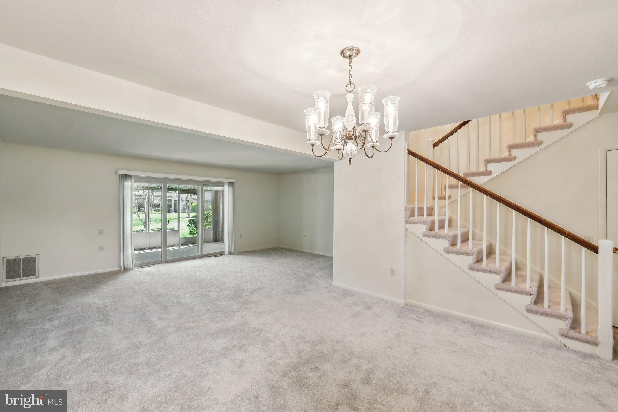 LEISURE WORLD - Residential