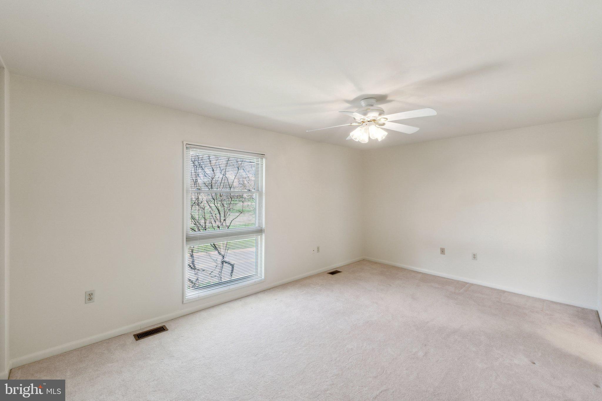 LEISURE WORLD - Residential