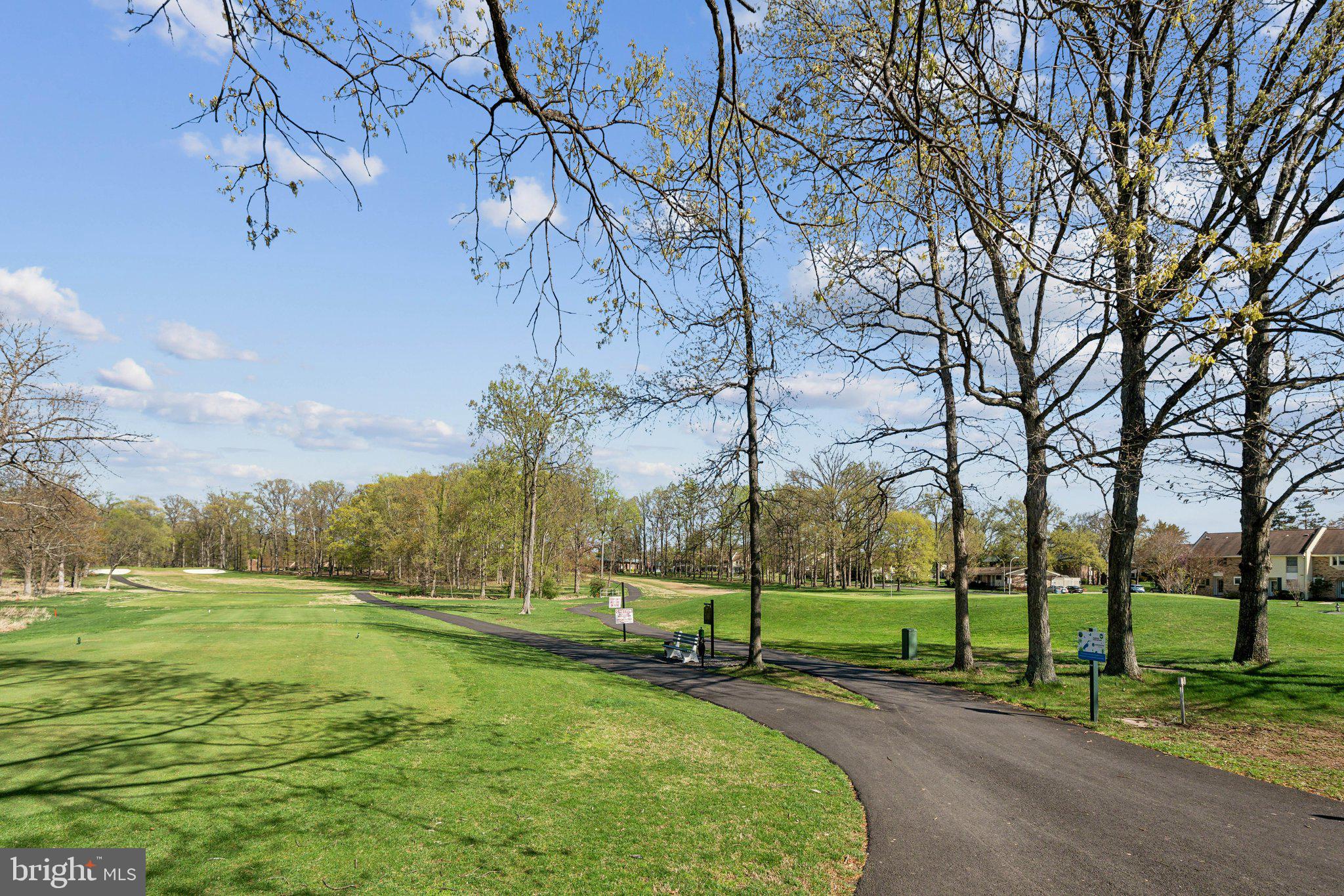 LEISURE WORLD - Residential