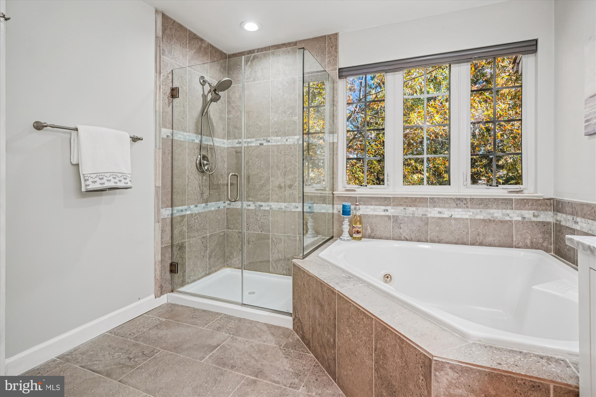 METRO PLACE AT DUNN LORING - Residential