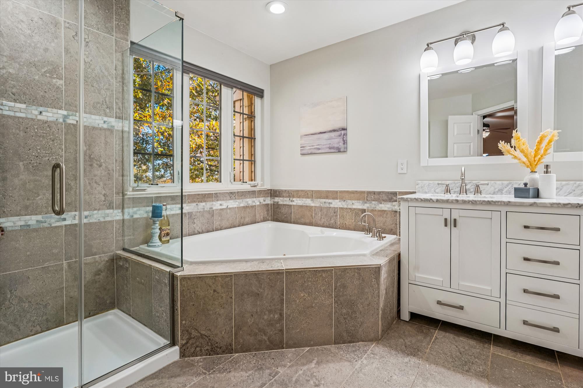 METRO PLACE AT DUNN LORING - Residential