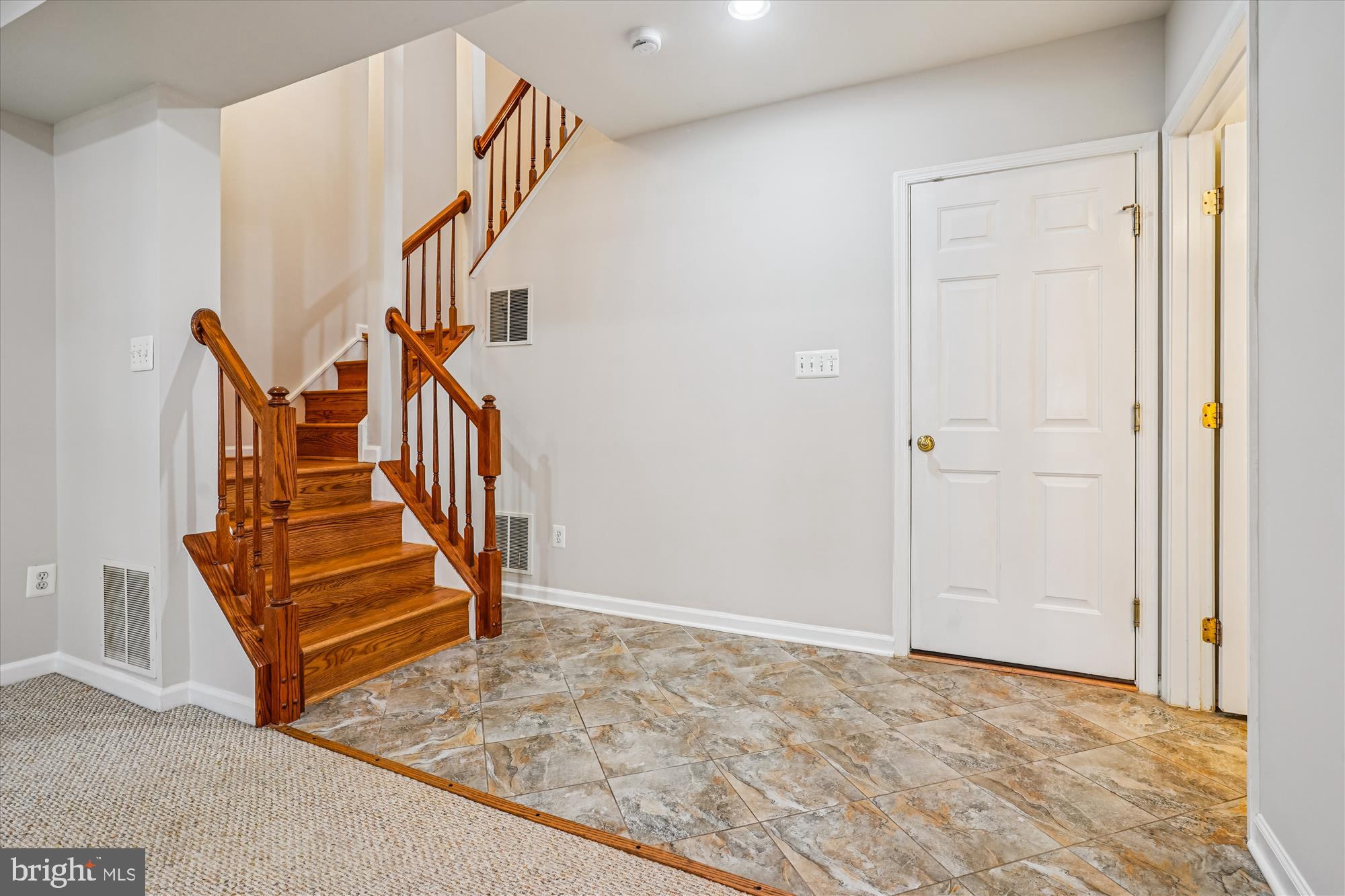 METRO PLACE AT DUNN LORING - Residential