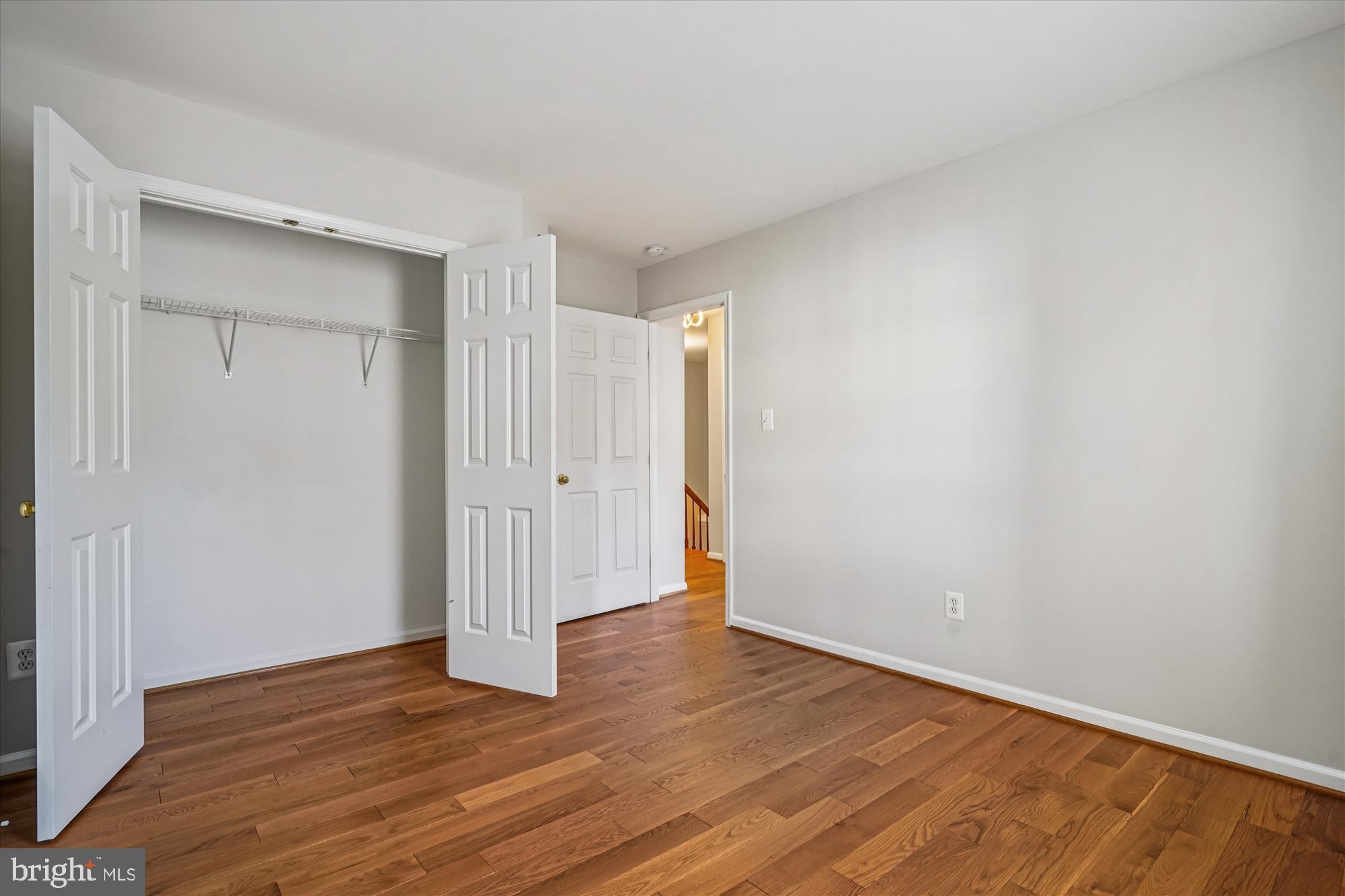 METRO PLACE AT DUNN LORING - Residential