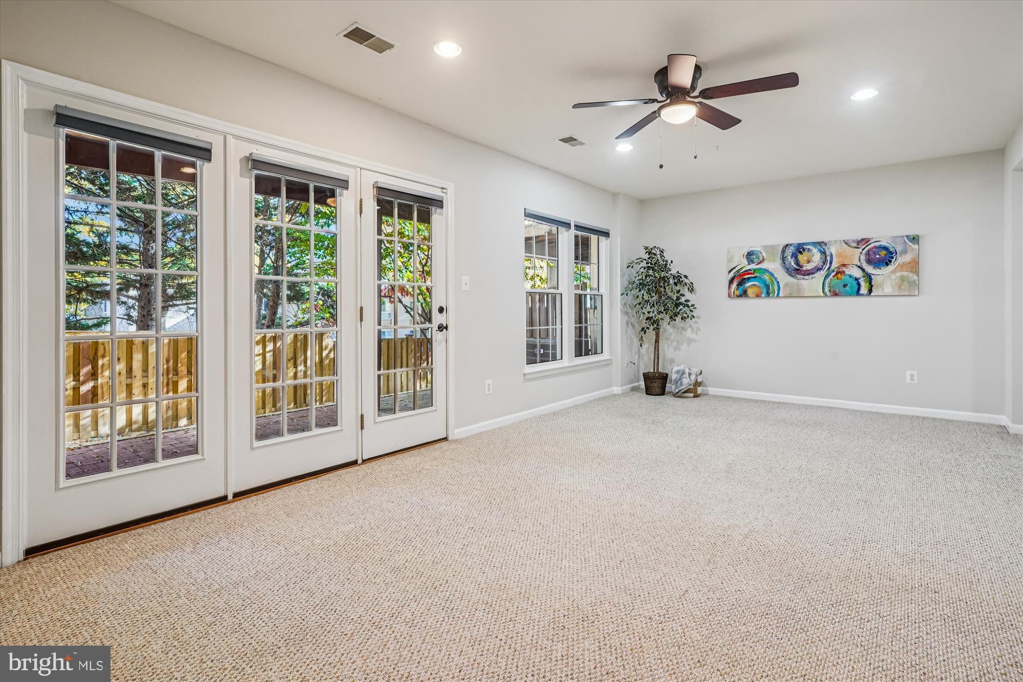 METRO PLACE AT DUNN LORING - Residential