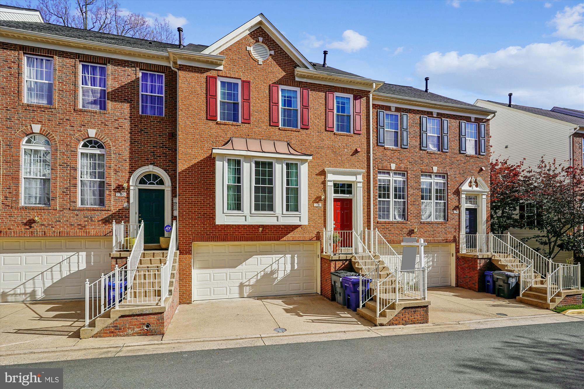 METRO PLACE AT DUNN LORING - Residential