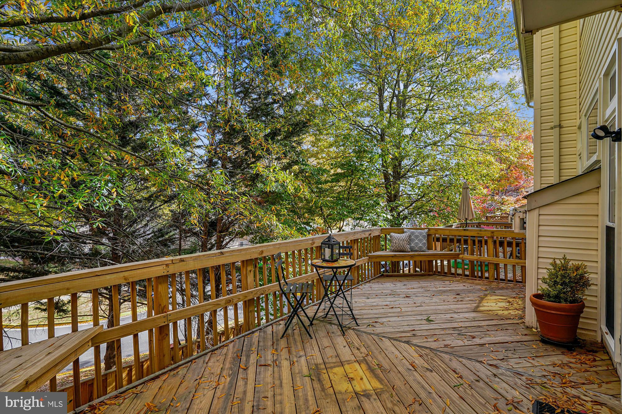 METRO PLACE AT DUNN LORING - Residential