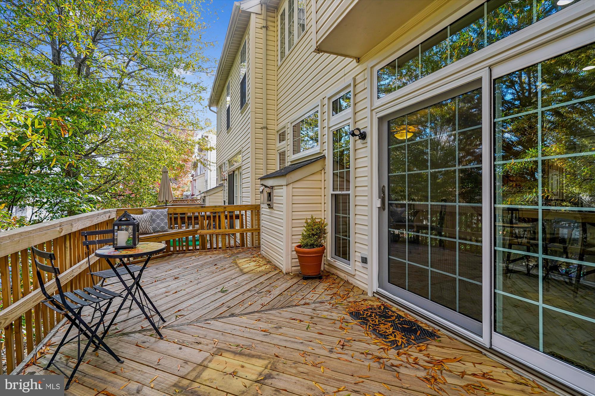 METRO PLACE AT DUNN LORING - Residential