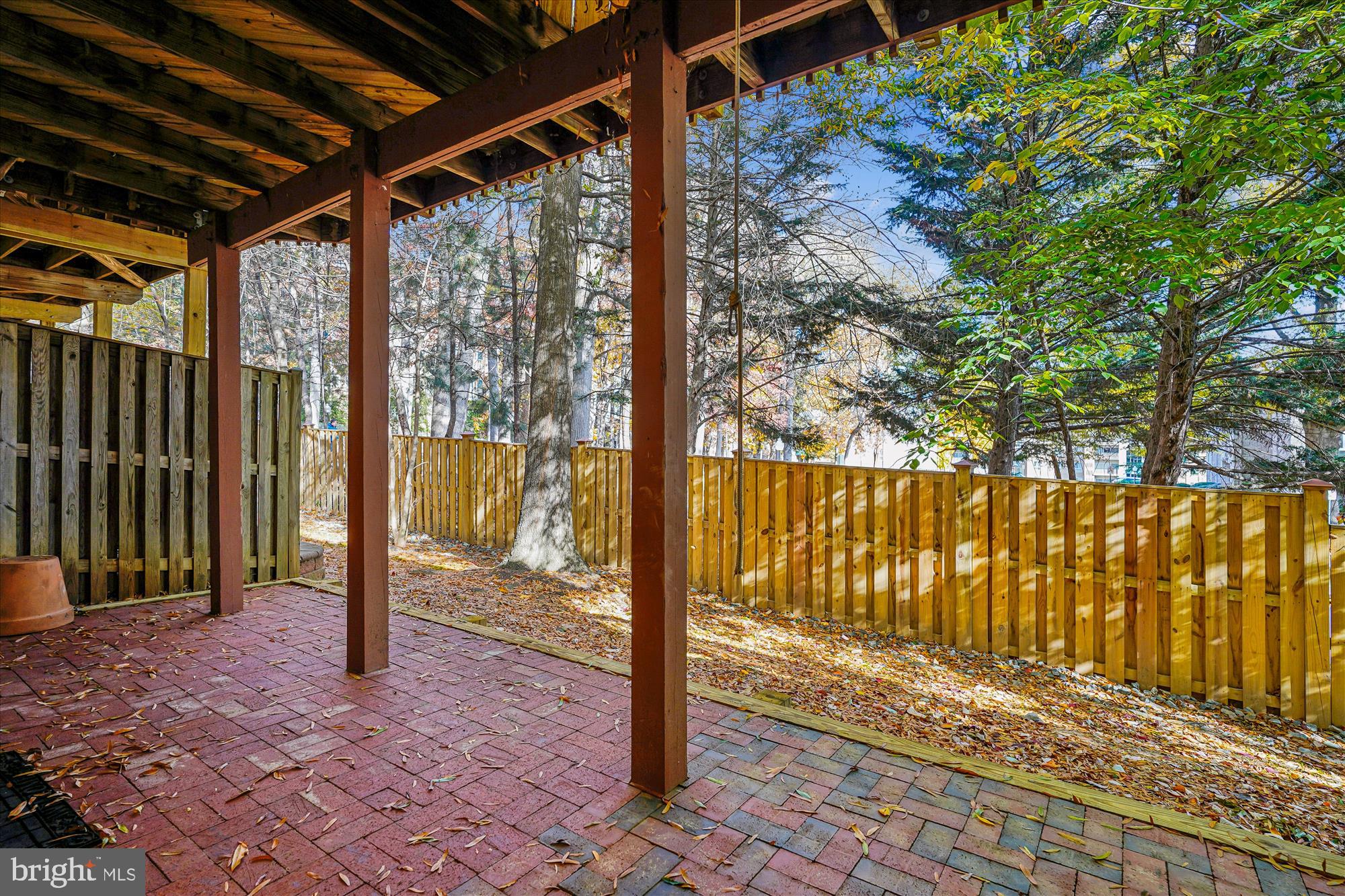 METRO PLACE AT DUNN LORING - Residential