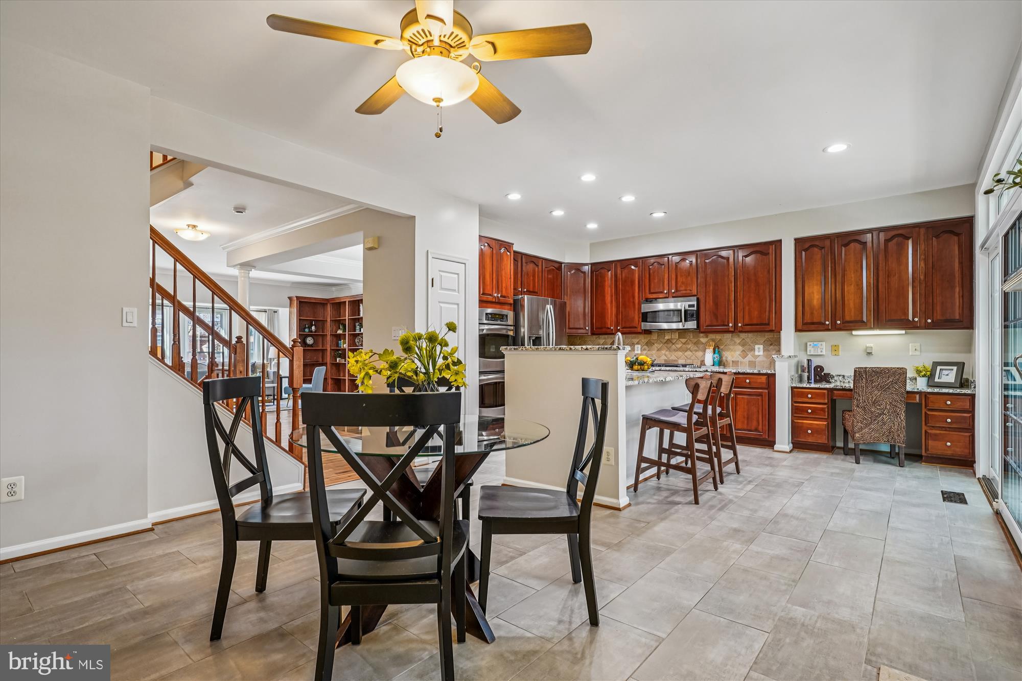 METRO PLACE AT DUNN LORING - Residential