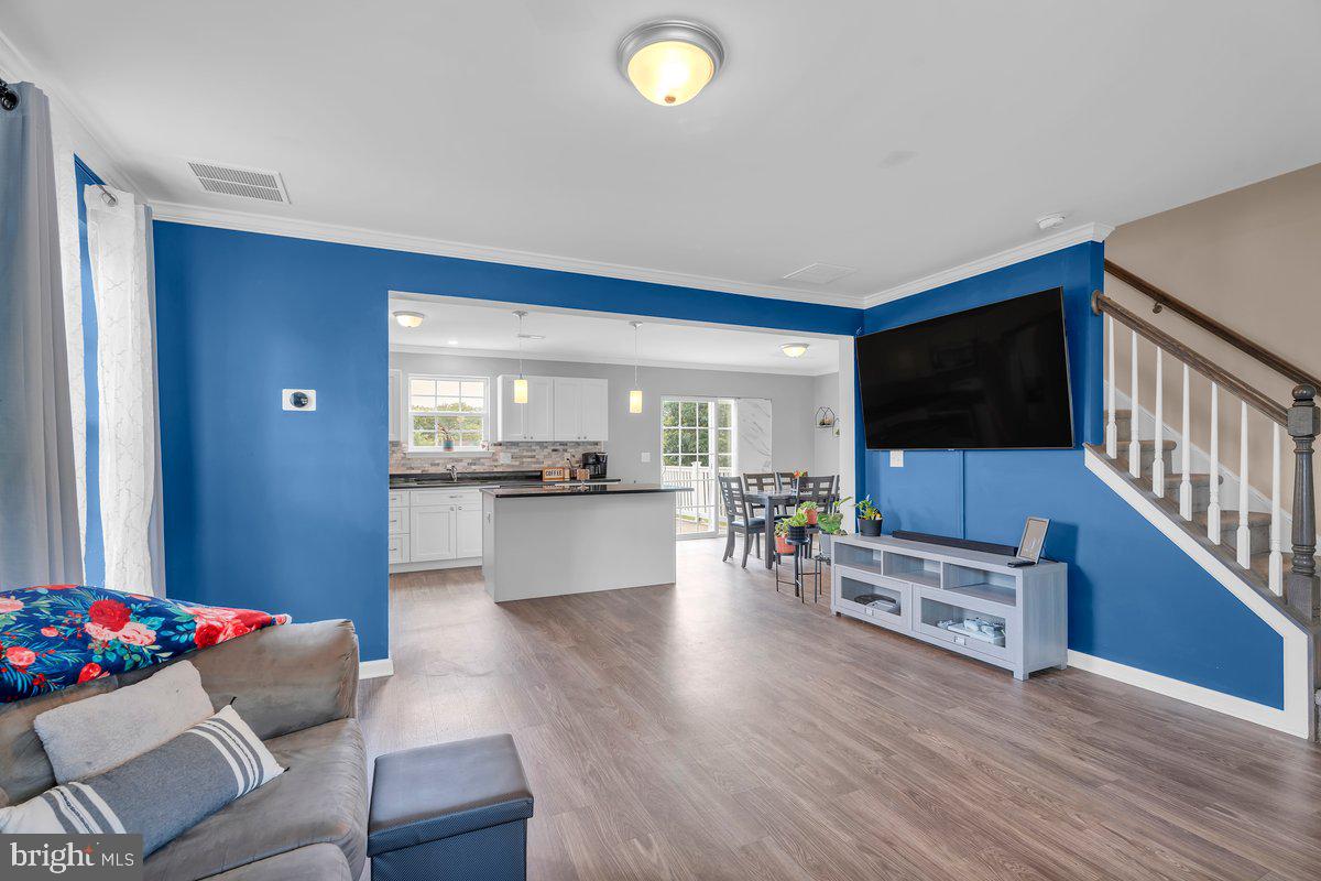 1022 JERICHO LANE