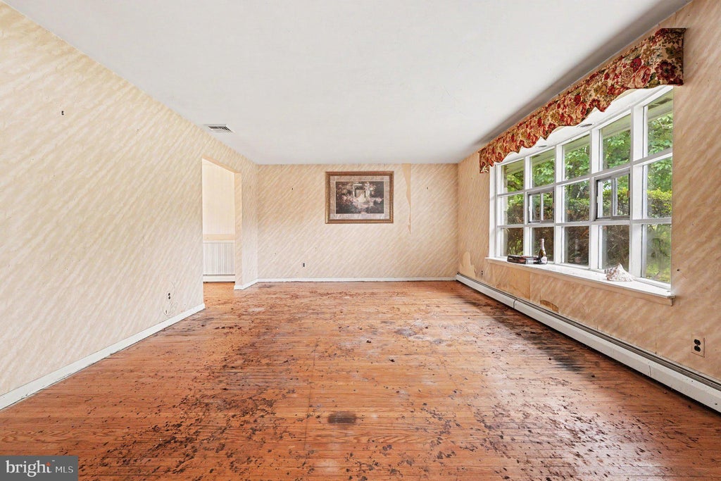 Photo of 8403 Newbold Lane, GLENSIDE, PA 19038 (MLS # PAMC2192230)