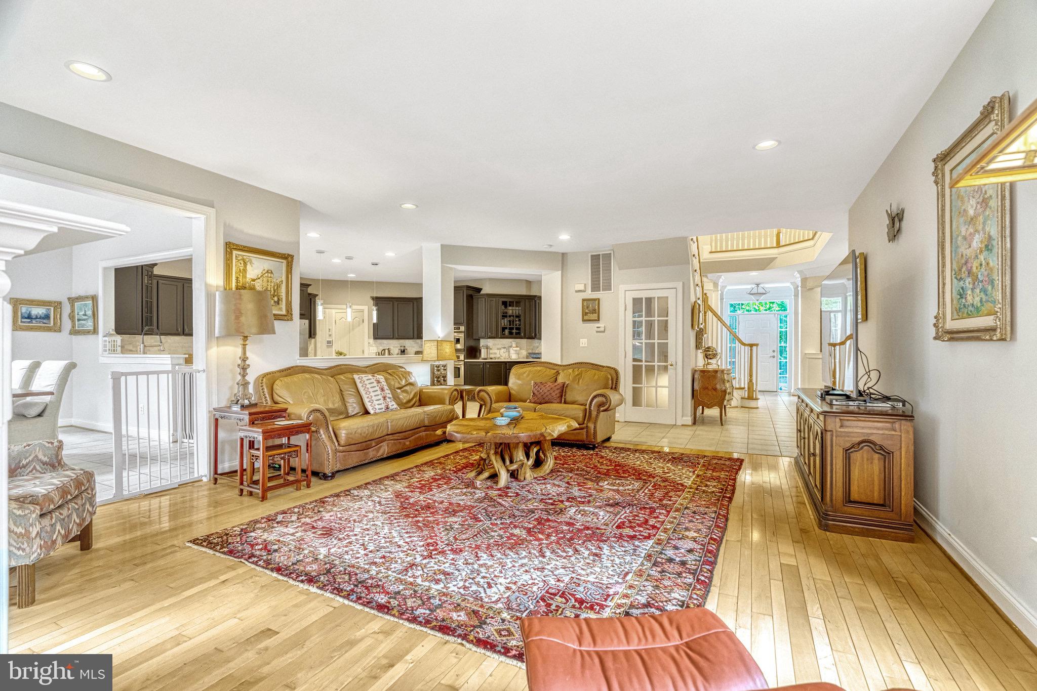 LANSDOWNE ON THE POTOMAC - Residential