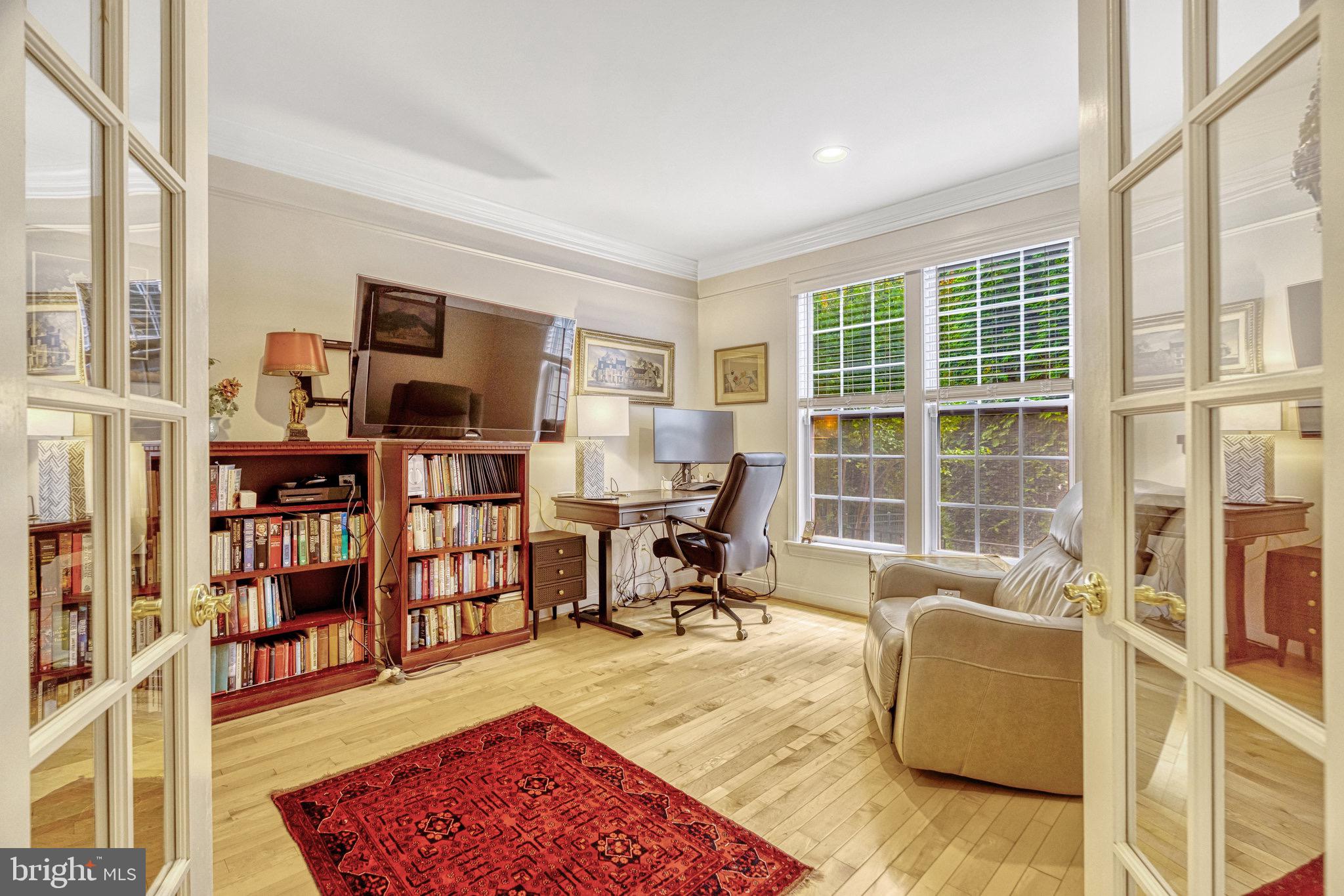 LANSDOWNE ON THE POTOMAC - Residential