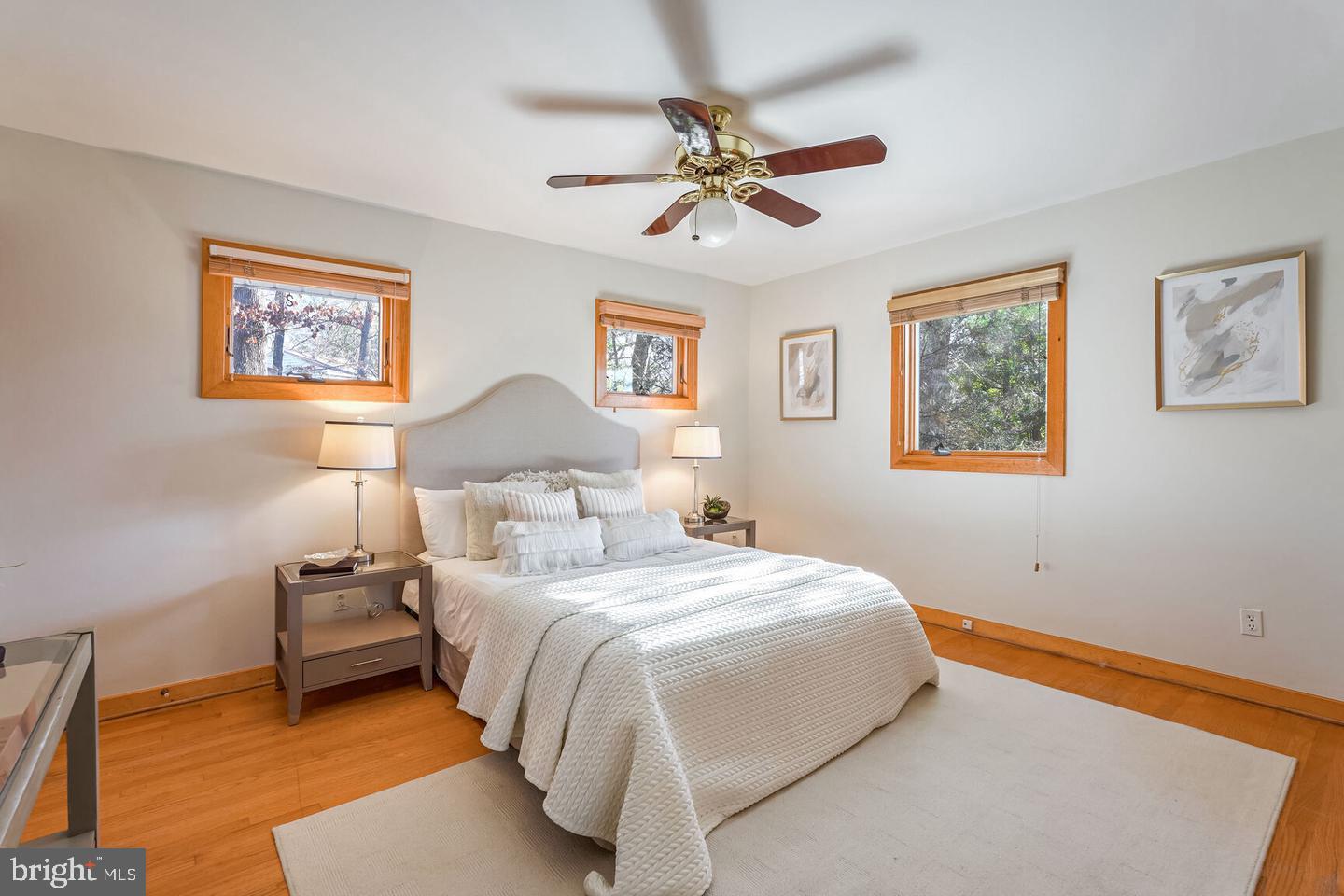 MC LEAN WOODS - Residential Lease