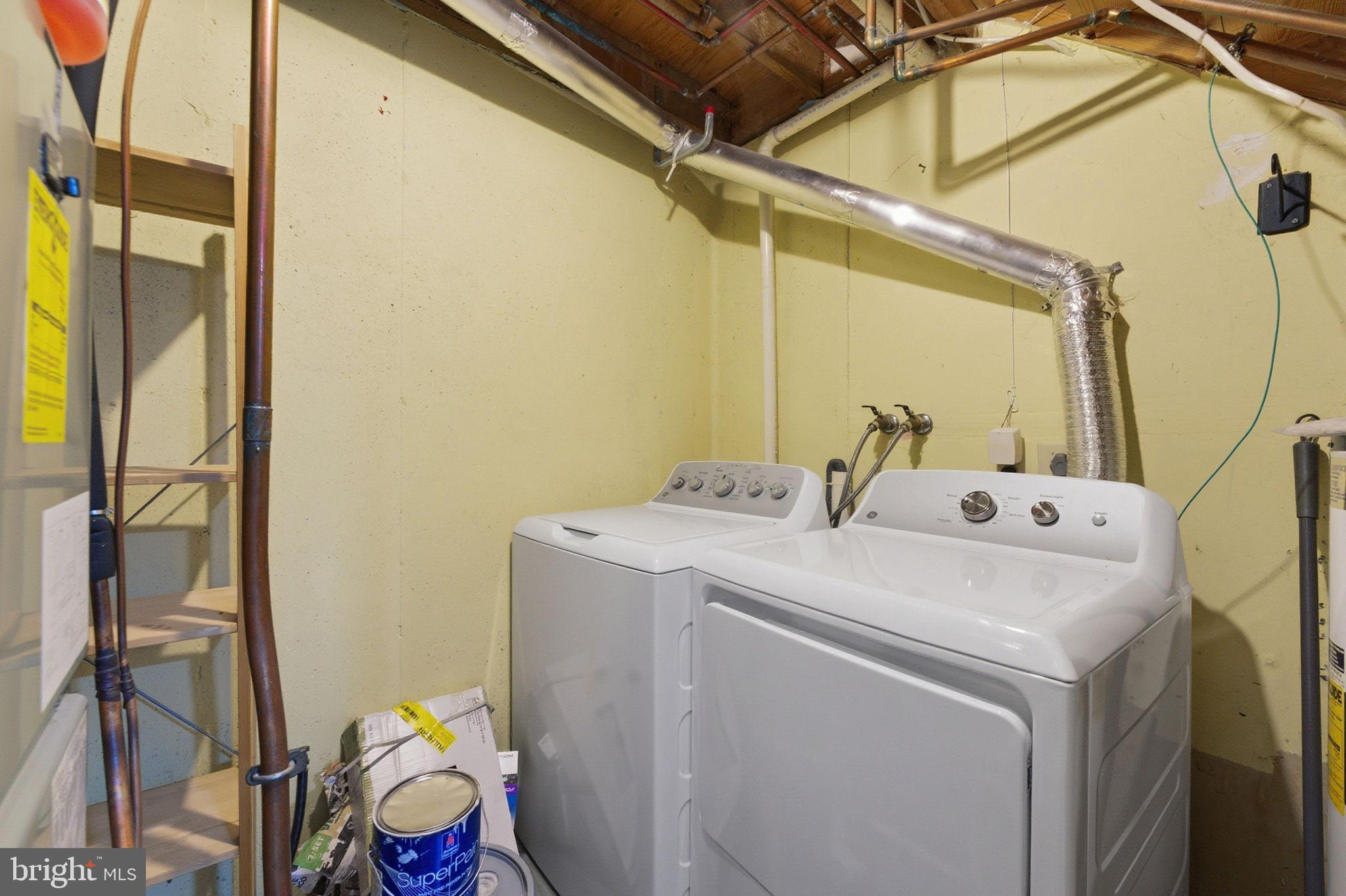 LANDINGS POINT CONDO - Residential