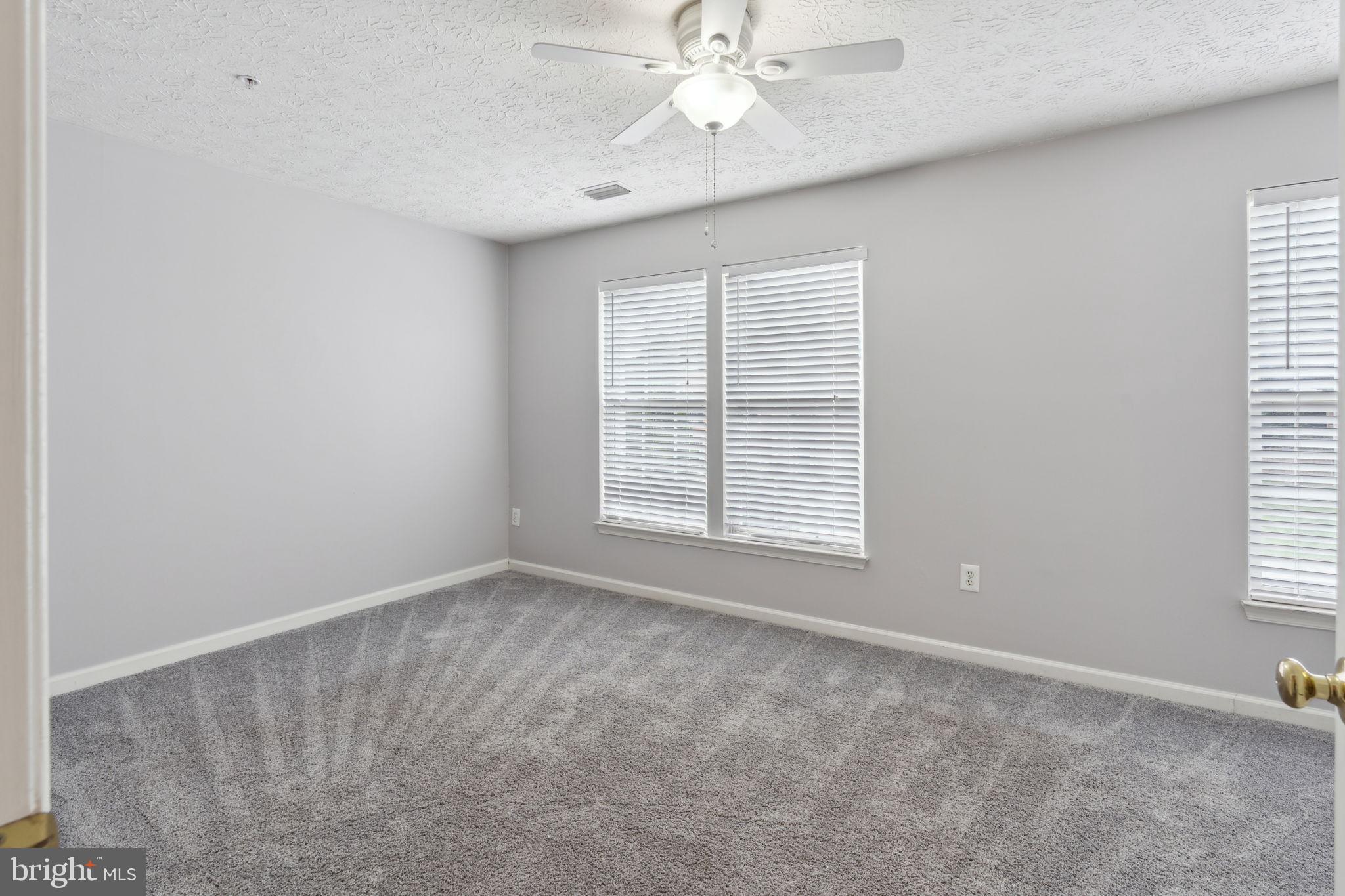 PINEY ORCHARD - Residential