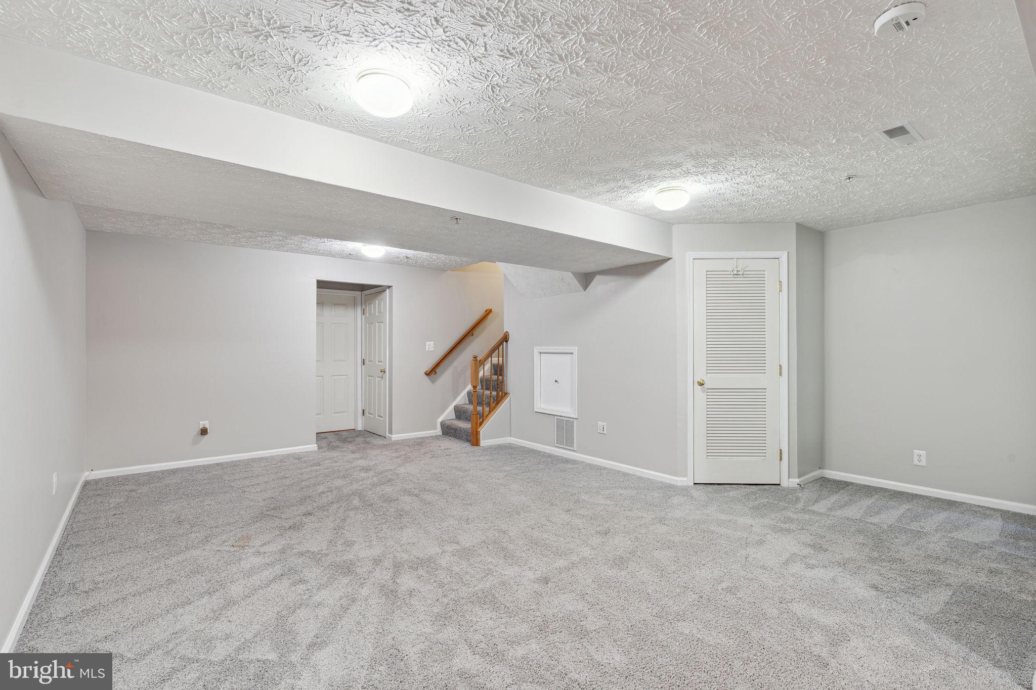 PINEY ORCHARD - Residential