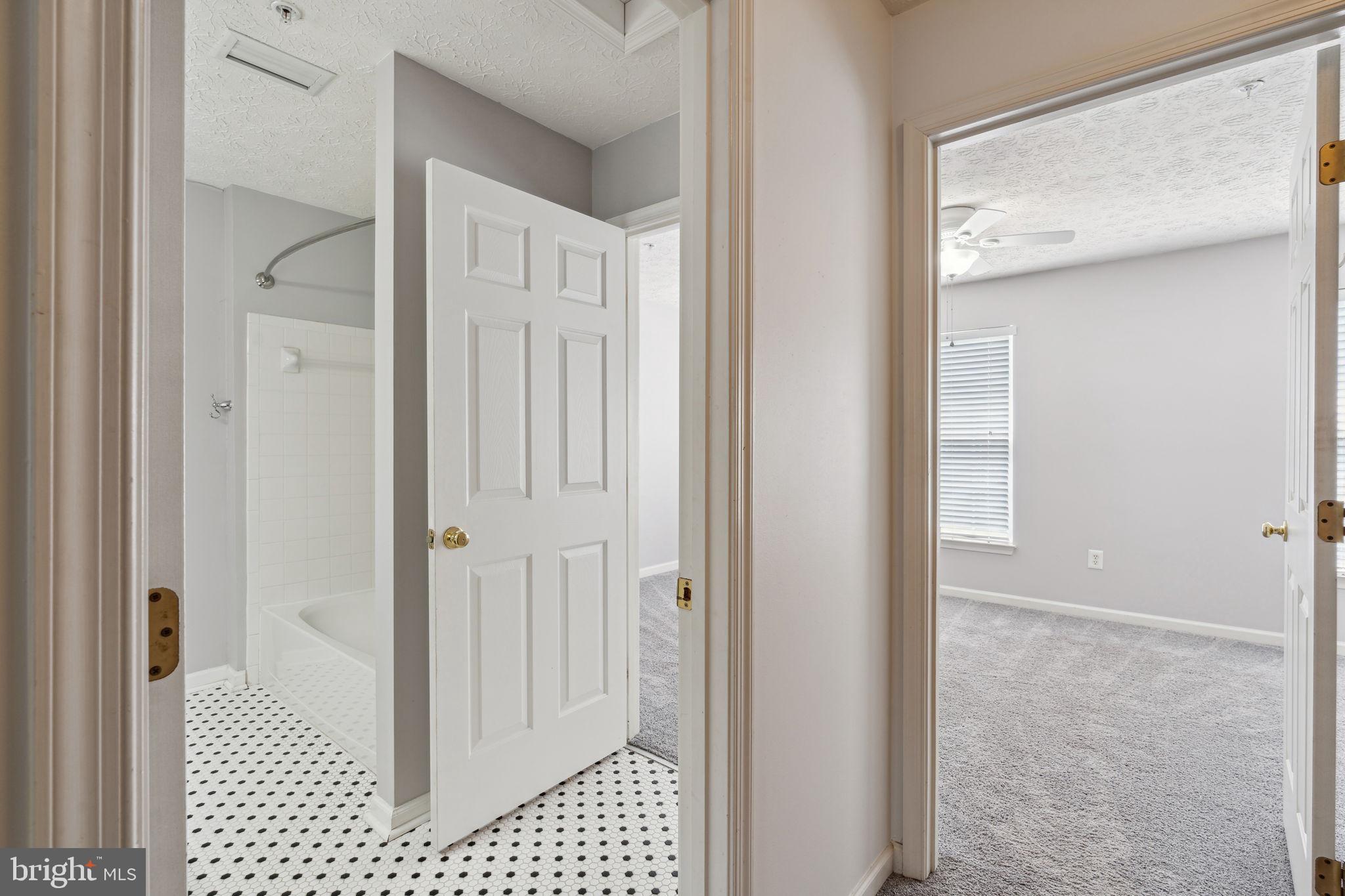 PINEY ORCHARD - Residential