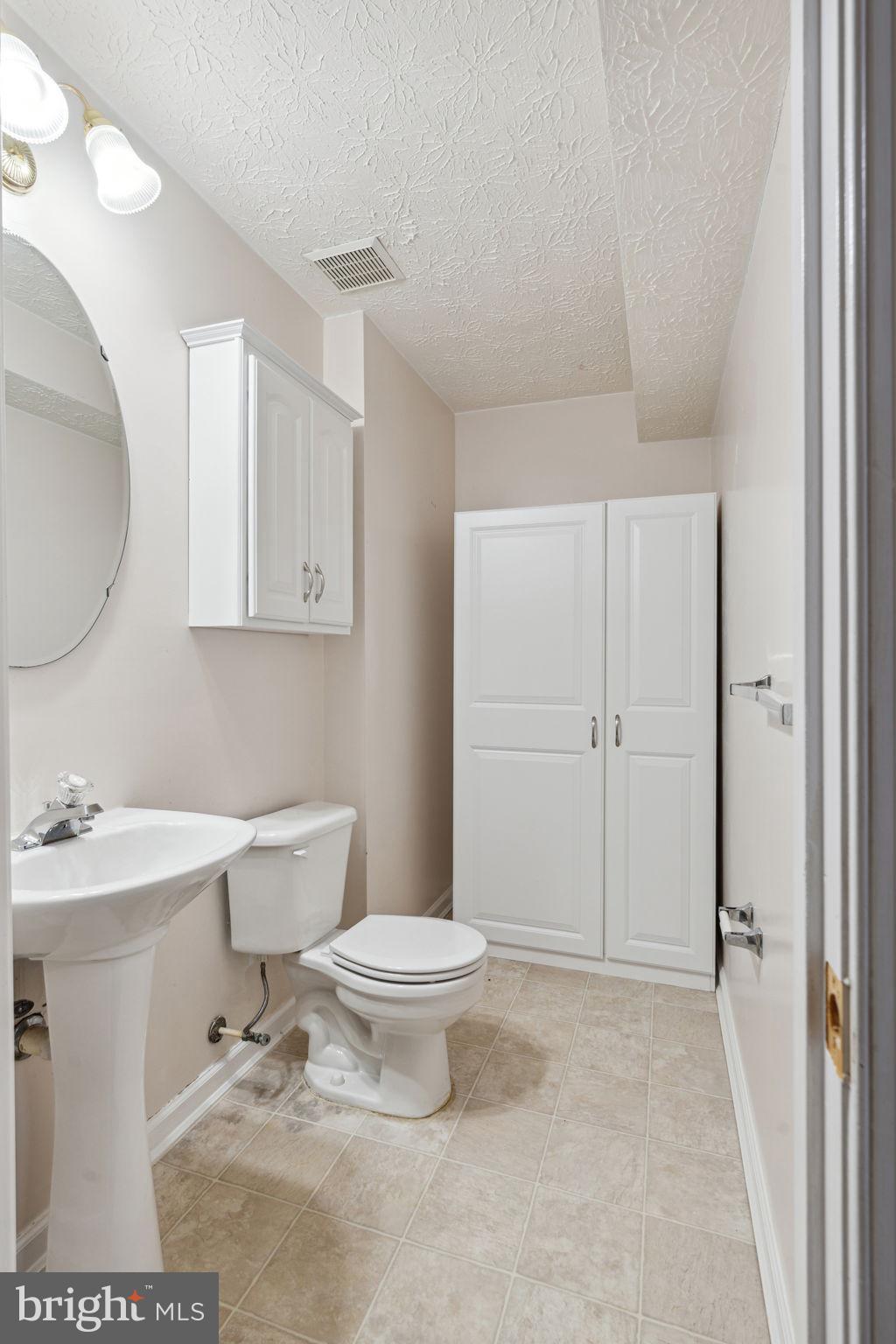 PINEY ORCHARD - Residential