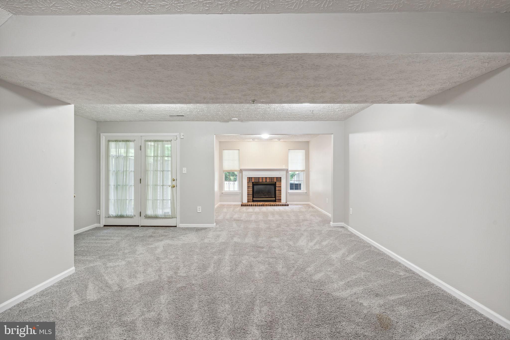 PINEY ORCHARD - Residential